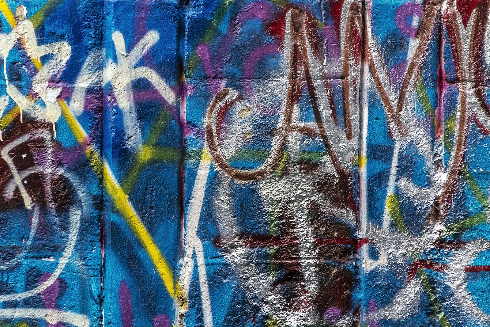 Canon TS-E 90mm F2.8 Tilt-Shift sample photo. Background, abstract, graffiti photography
