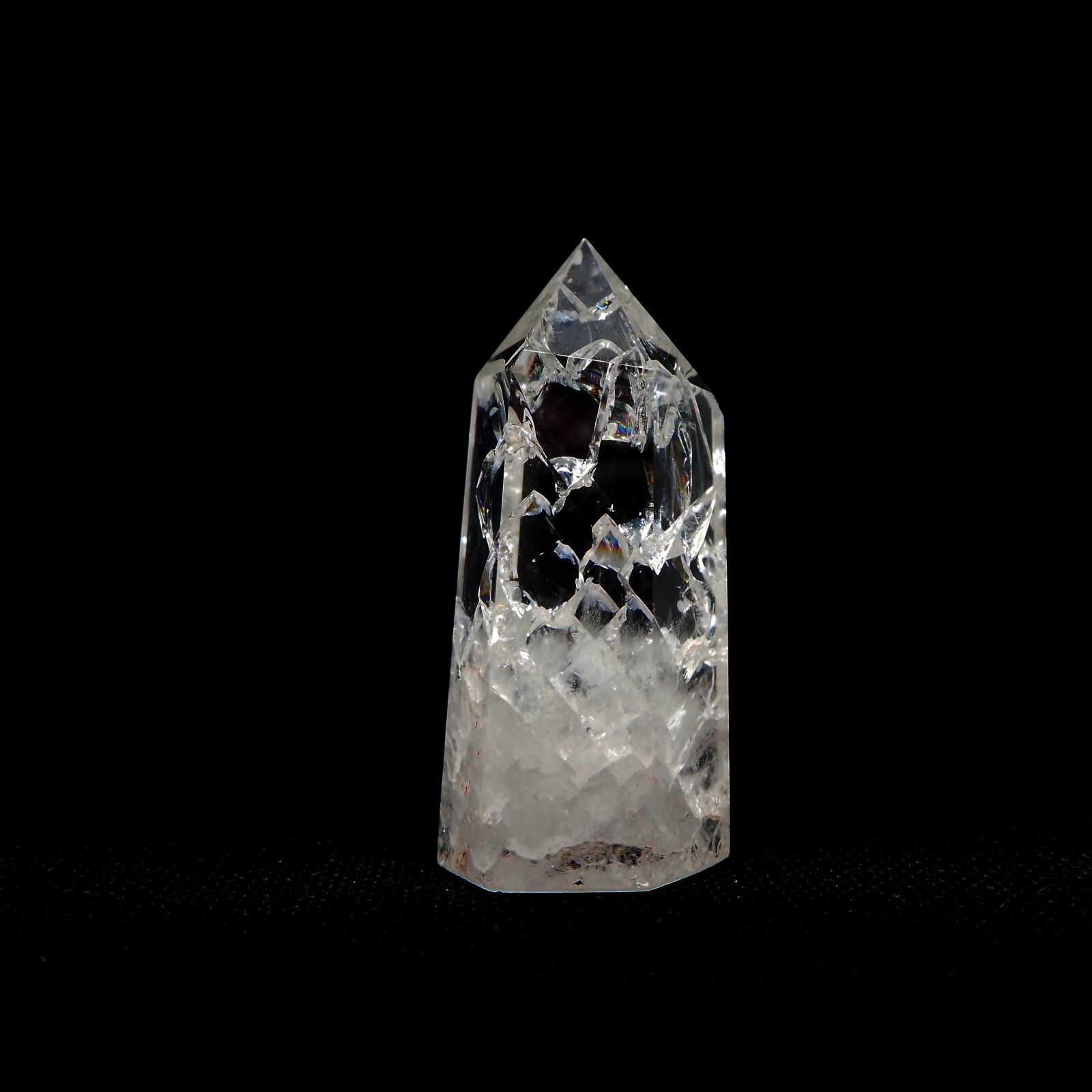 Olympus OM-D E-M10 III sample photo. Clear, quartz, crystal photography