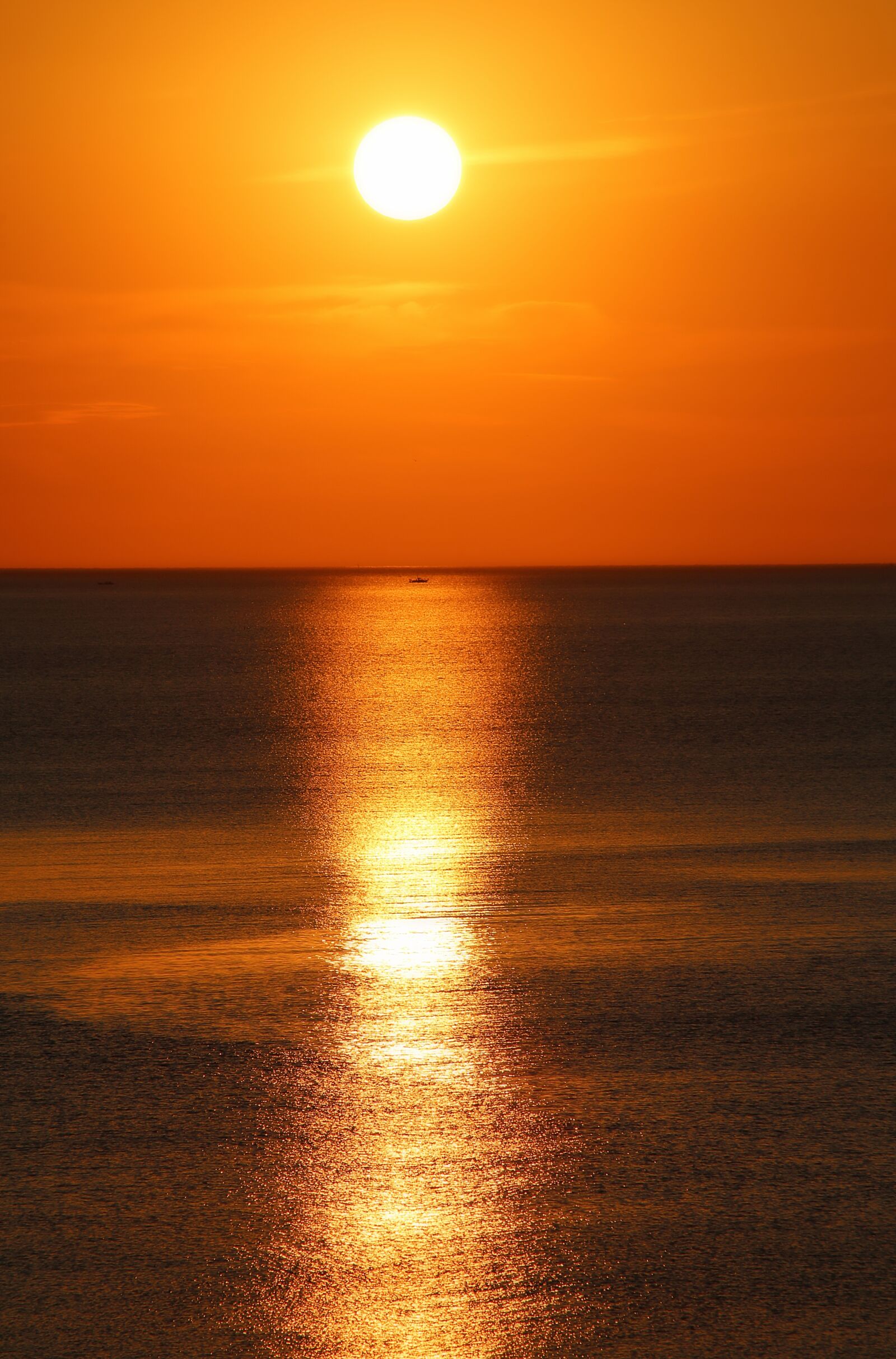 Canon EOS 5D Mark III sample photo. Sun, survey, morning photography