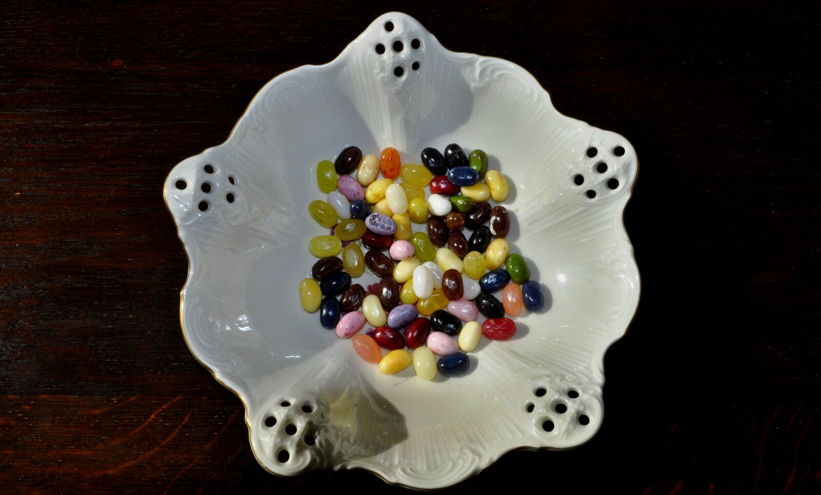 Nikon D5000 sample photo. Eating, candy, sweets photography