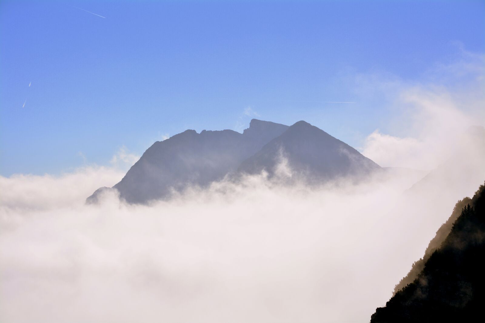Nikon D7100 sample photo. Clouds, mountains, landscape photography