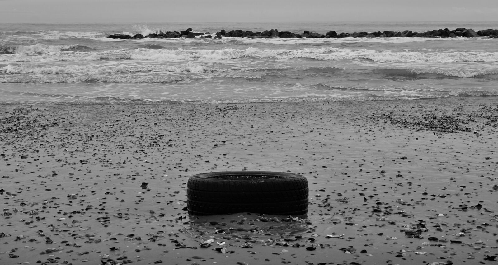 Sony a6000 sample photo. Sea, still life, pollution photography