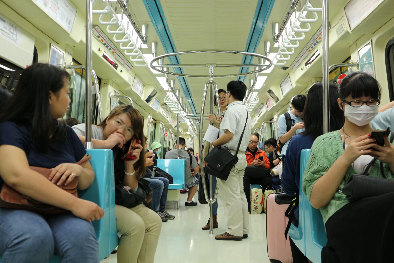 Canon EOS M sample photo