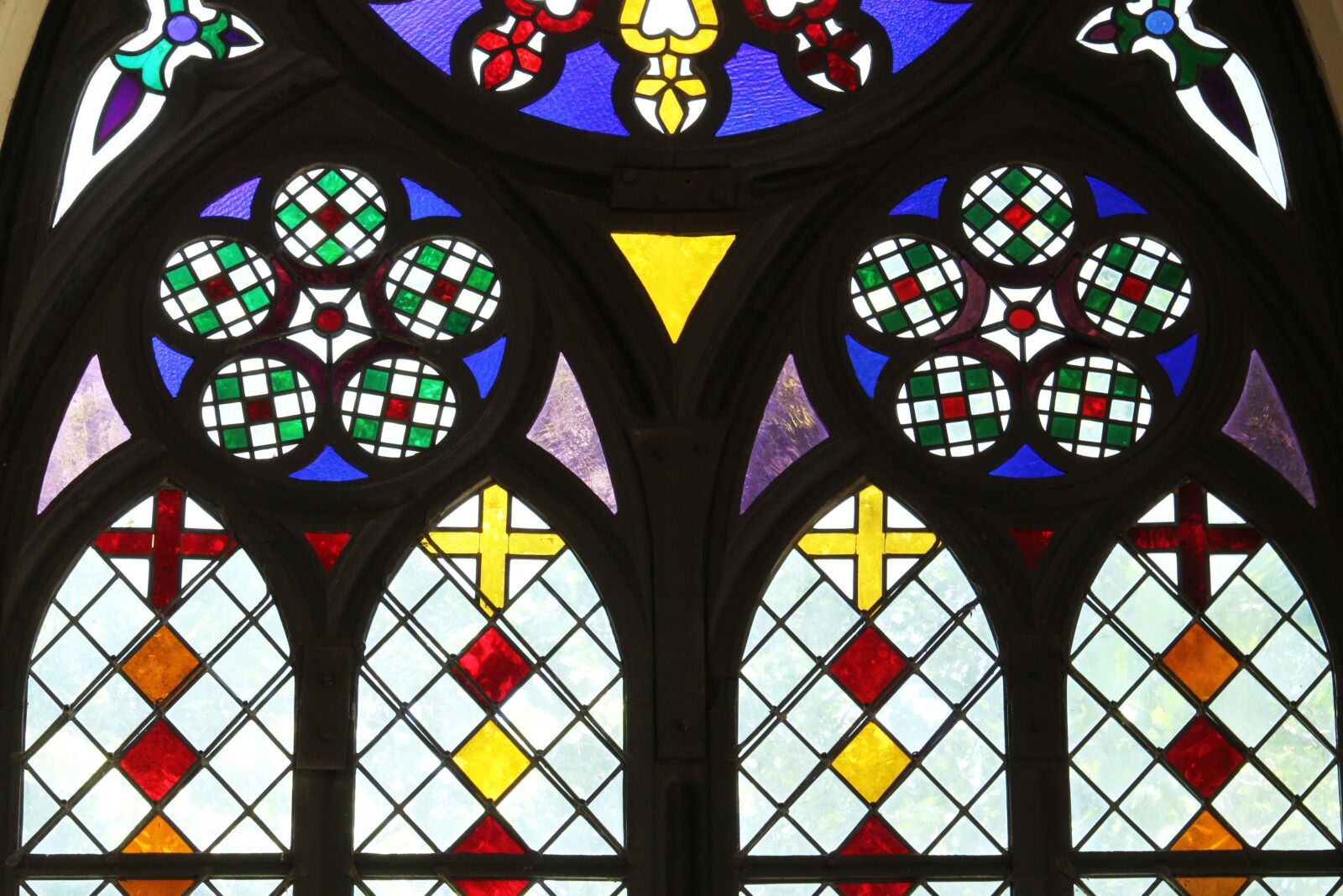 Canon EF-S 55-250mm F4-5.6 IS STM sample photo. Church window, stained glass photography