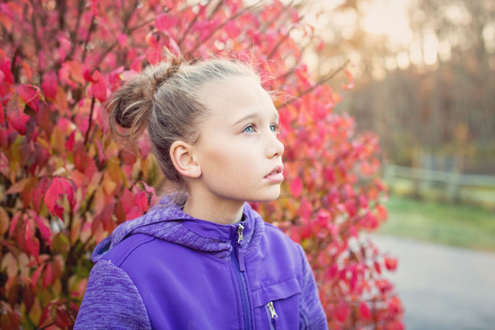 Canon EOS 5D Mark III sample photo. Girl, fall, autumn photography