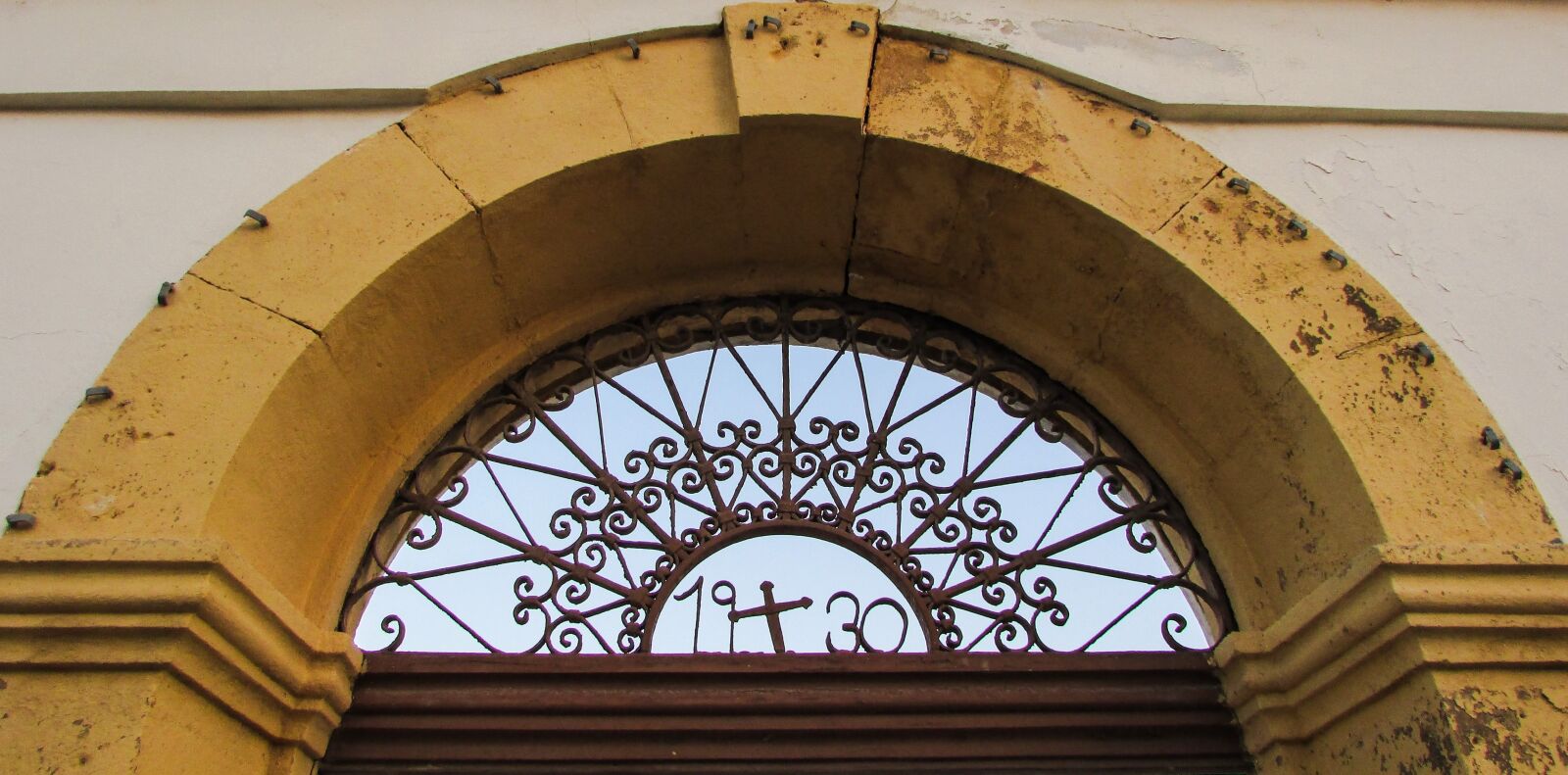Canon PowerShot SX400 IS sample photo. Cyprus, paralimni, lintel photography