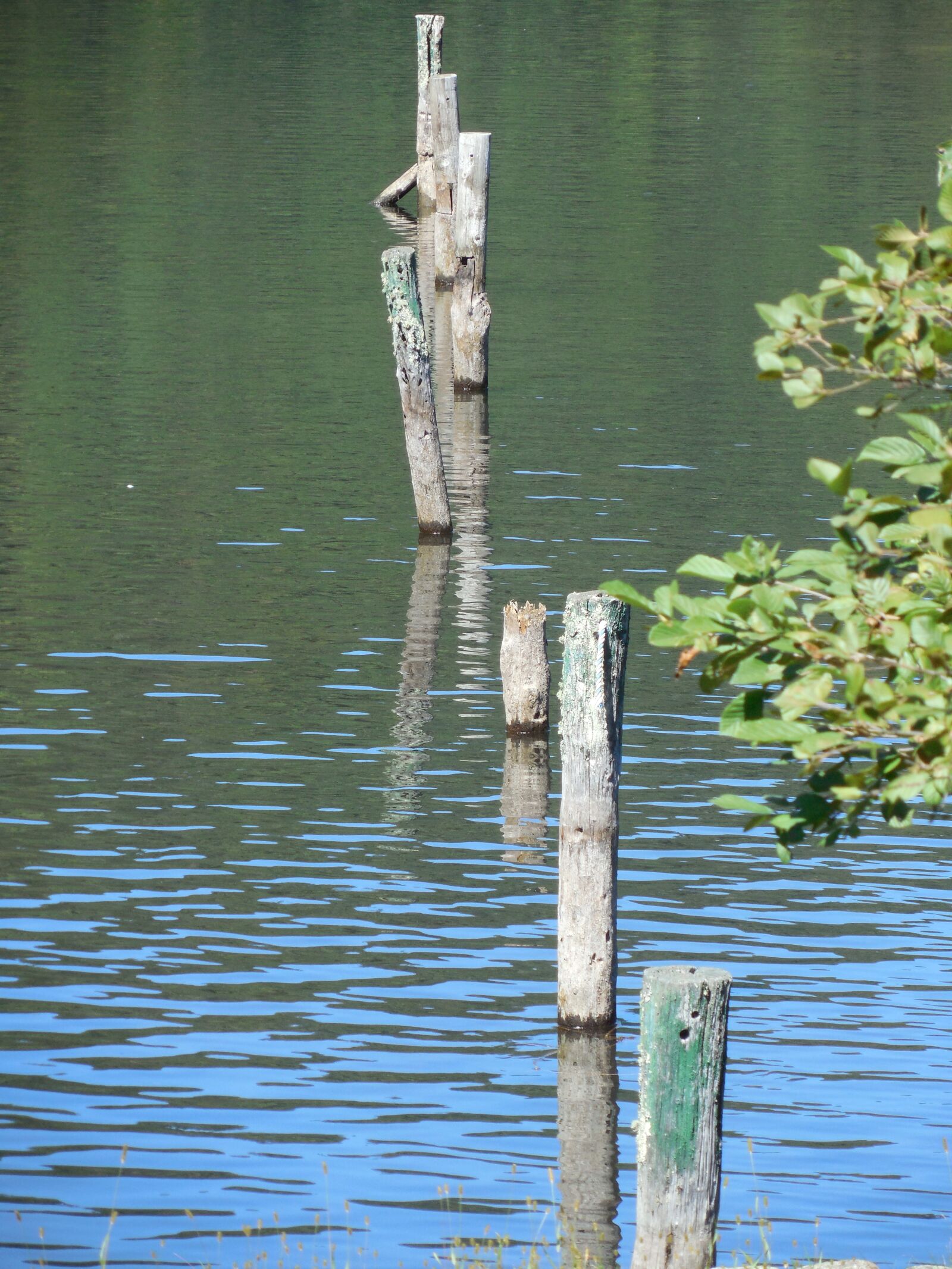 Nikon COOLPIX L620 sample photo. Lake, reflection, water photography