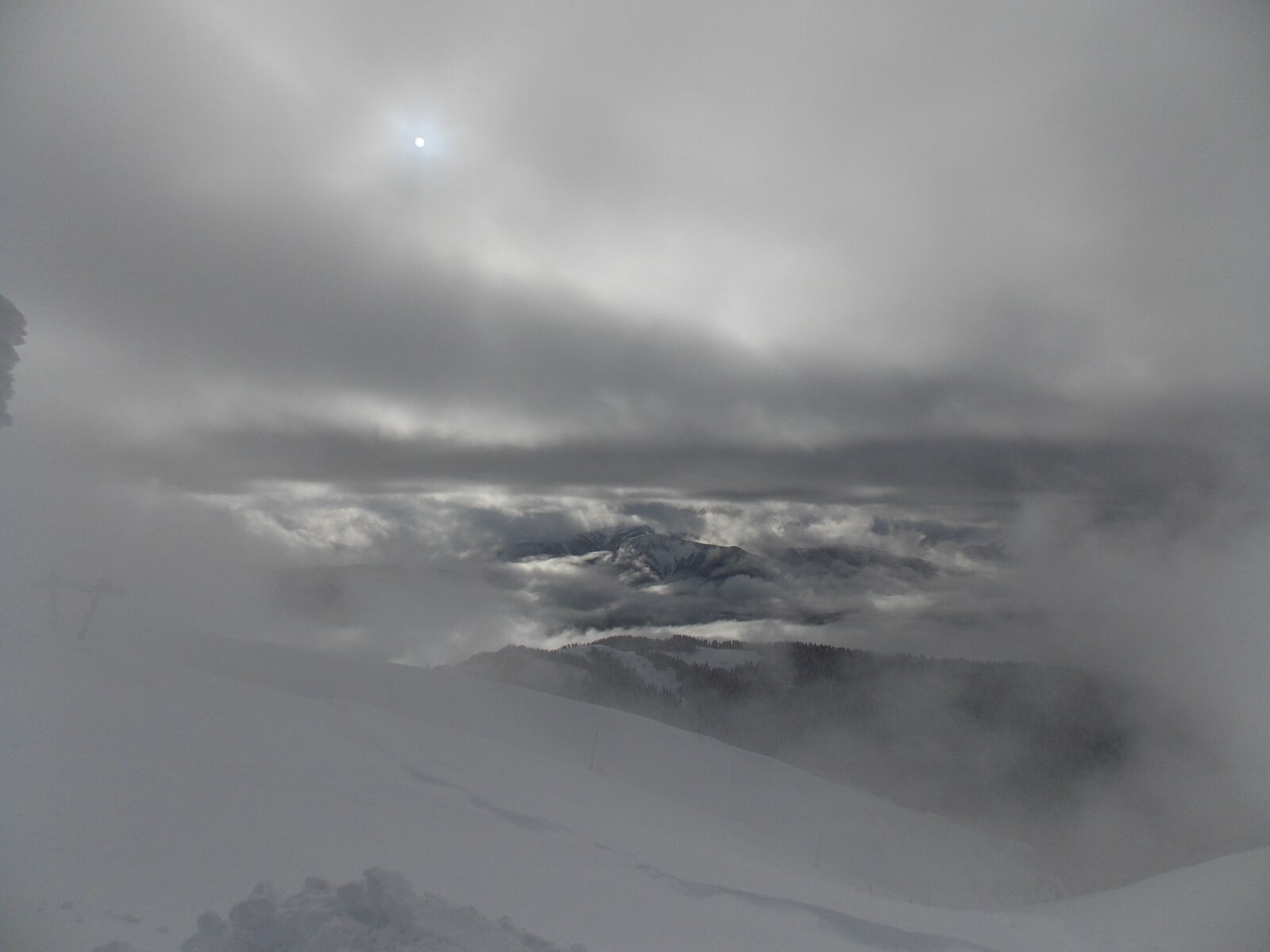 Nikon COOLPIX L320 sample photo. Clouds, mountains, fog photography