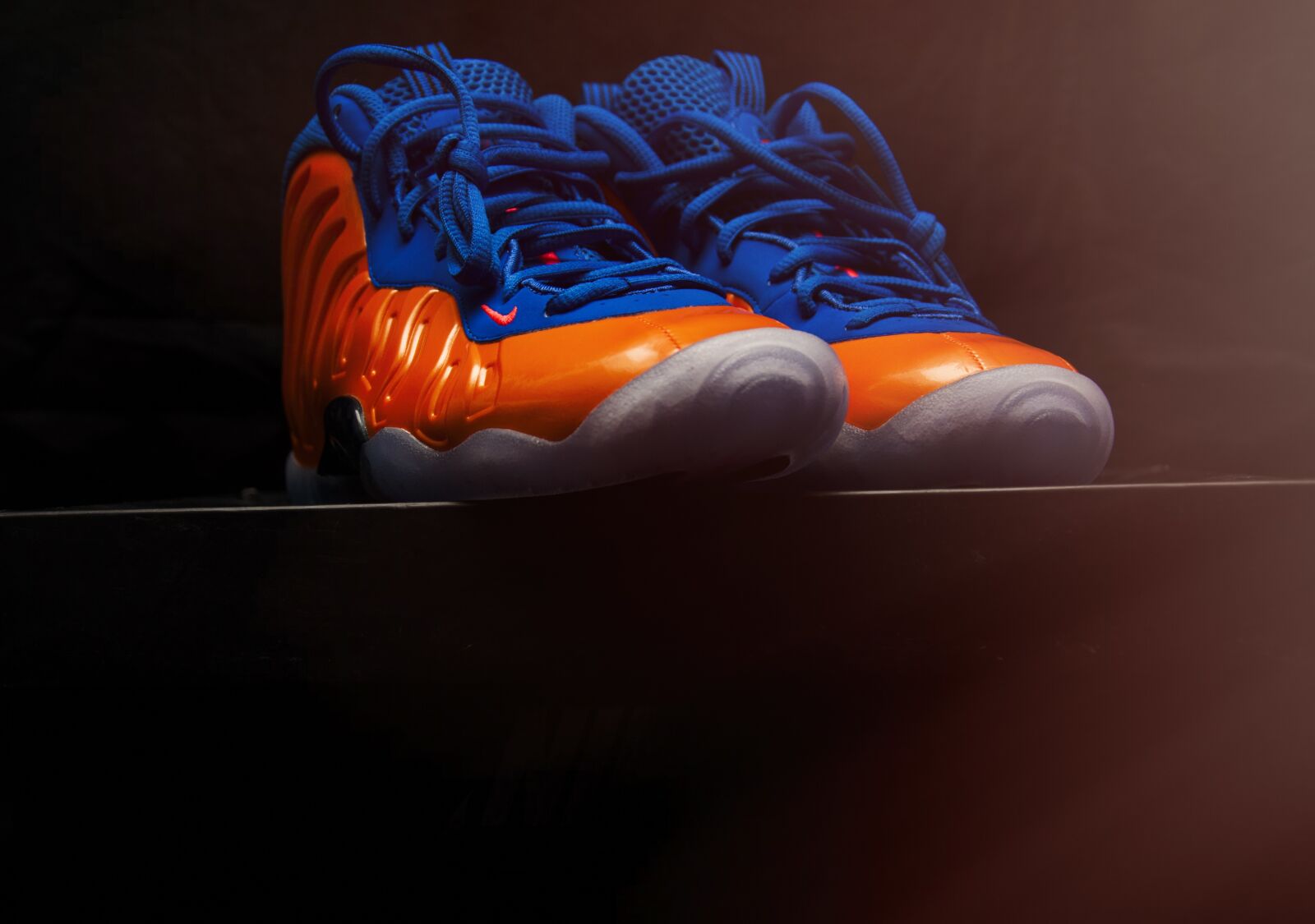 Nikon D90 sample photo. Sneakers, nike, new balance photography