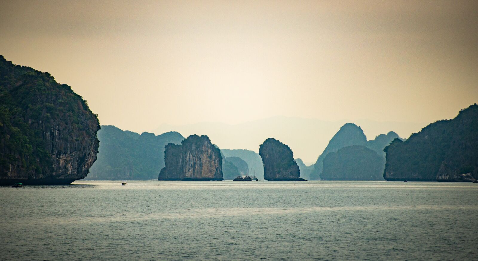 Nikon D600 sample photo. Lan ha bay, halong photography