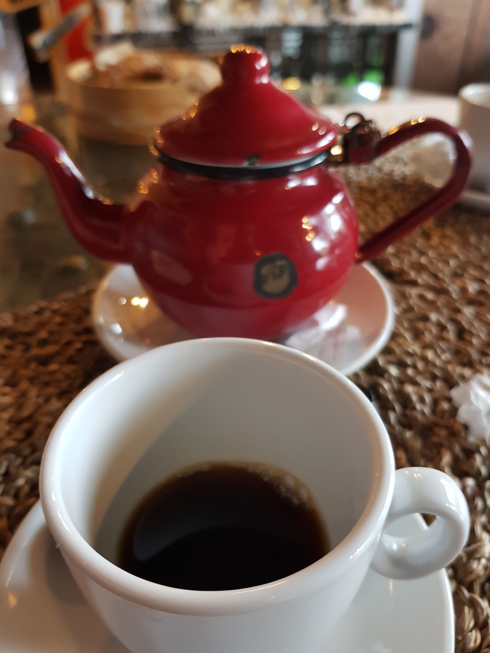 Samsung Galaxy S8 sample photo. Coffee, table photography