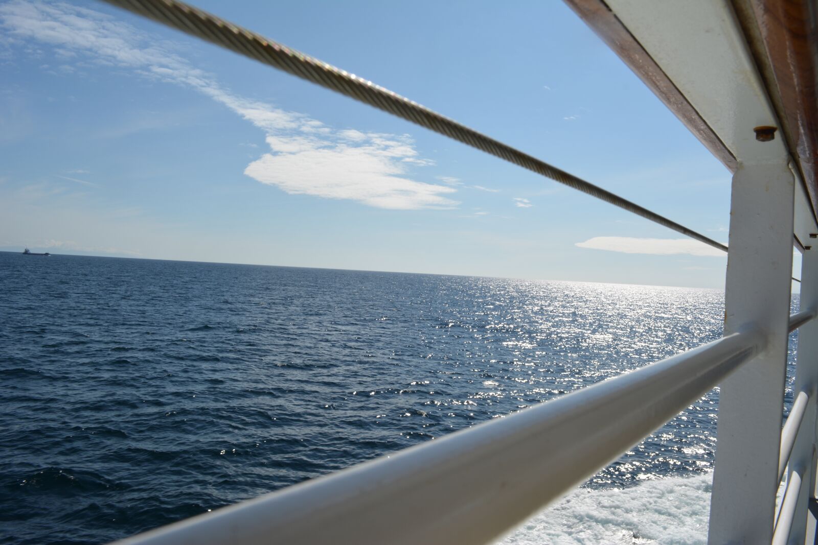 Nikon D5200 sample photo. Railing, time out, relaxation photography