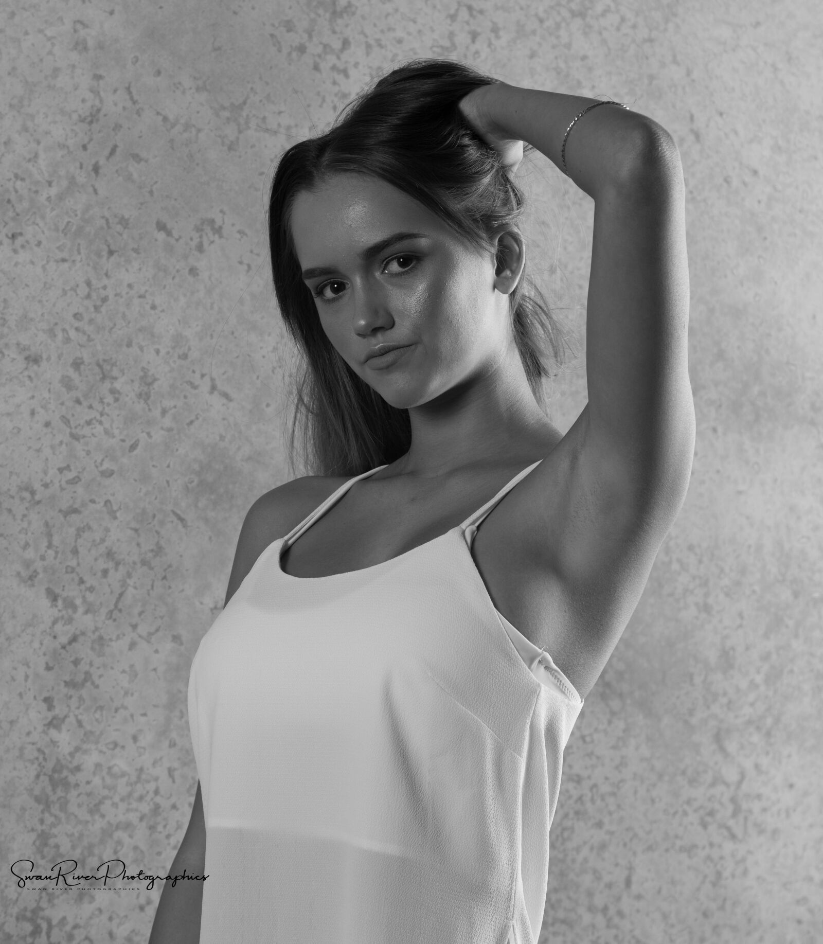 Canon EF 24-105mm F4L IS USM sample photo. Model, female, girl photography