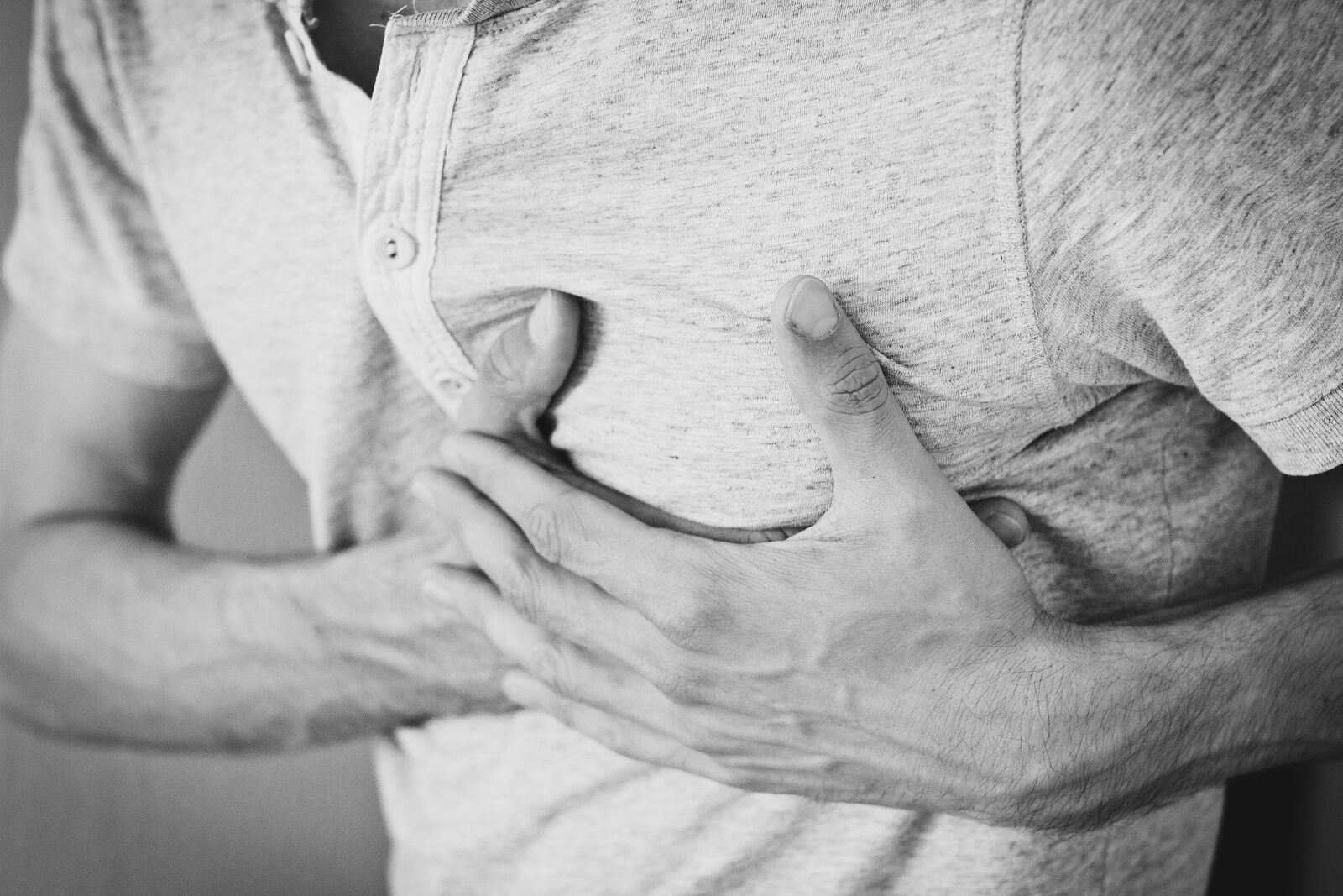 Canon EOS 60D sample photo. Heartache, chest pain, hurt photography