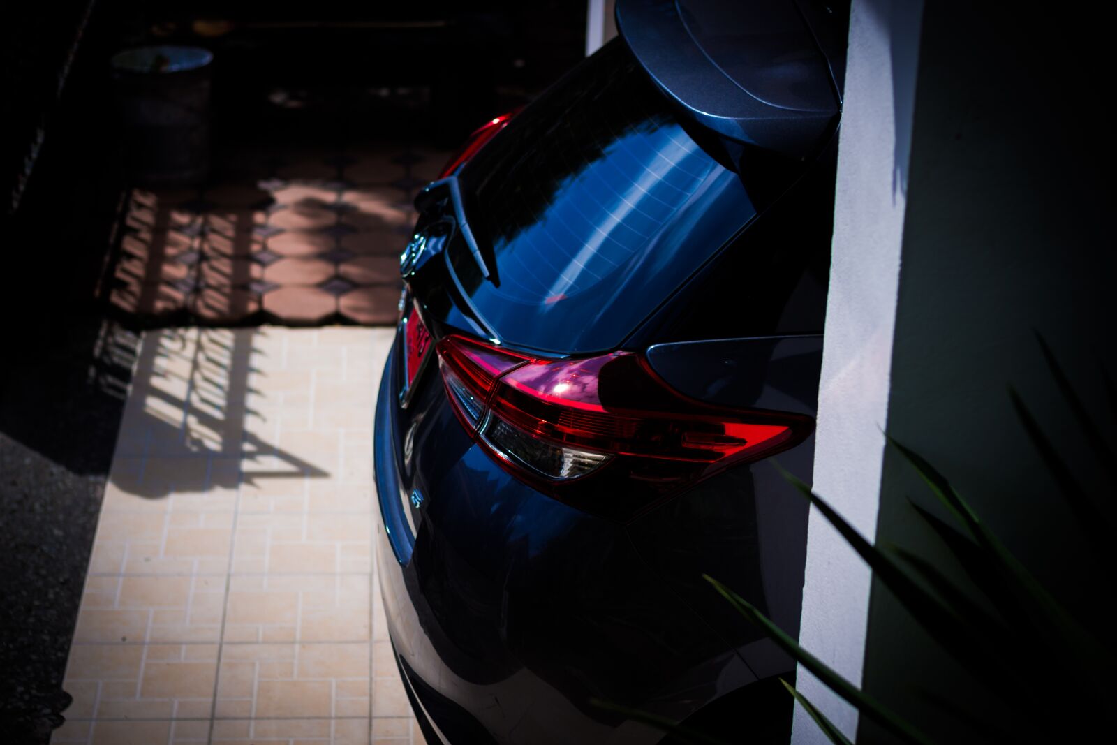 Canon EOS 700D (EOS Rebel T5i / EOS Kiss X7i) + Canon EF 50mm F1.8 STM sample photo. Vehicle, toyota, the car photography