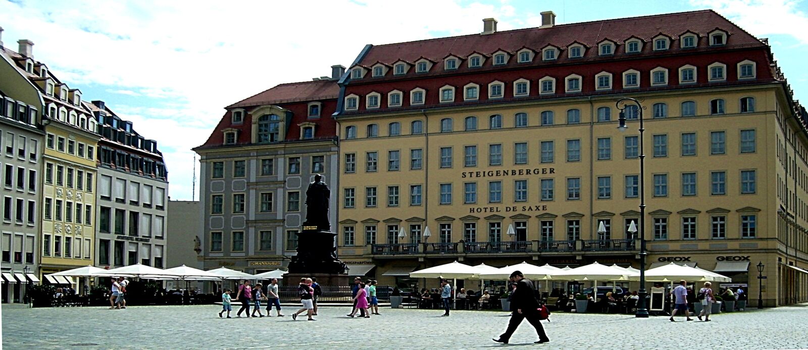 Digital Camera DigitalCAM sample photo. Dresden, city, architecture photography
