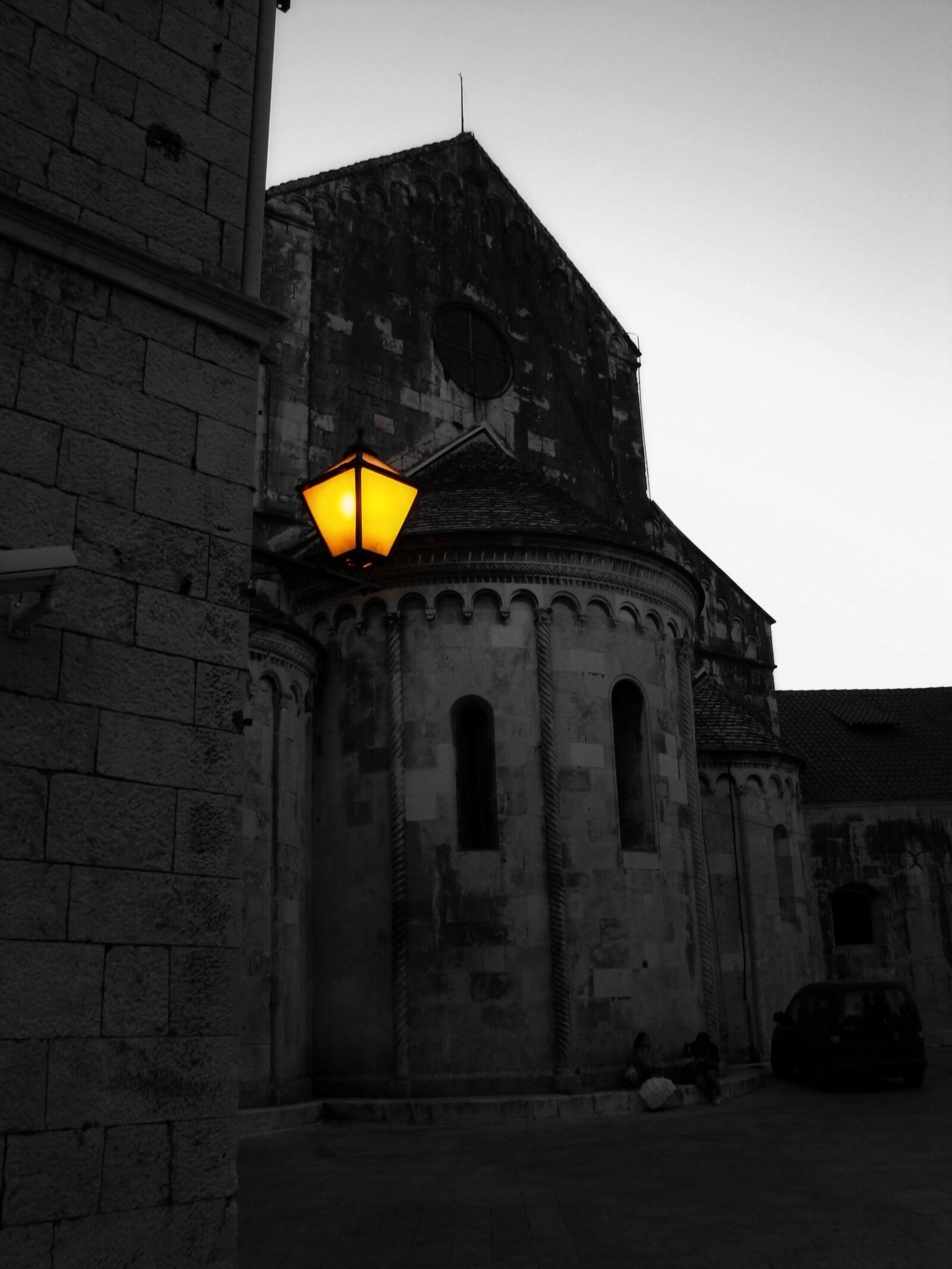 Sony DSC-H9 sample photo. Street lamp, old town photography