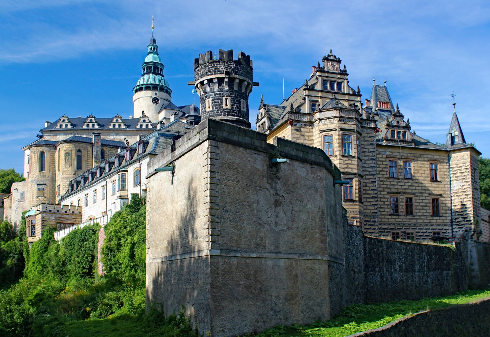 Canon EOS 550D (EOS Rebel T2i / EOS Kiss X4) sample photo. Frýdlant, castle, renaissance photography