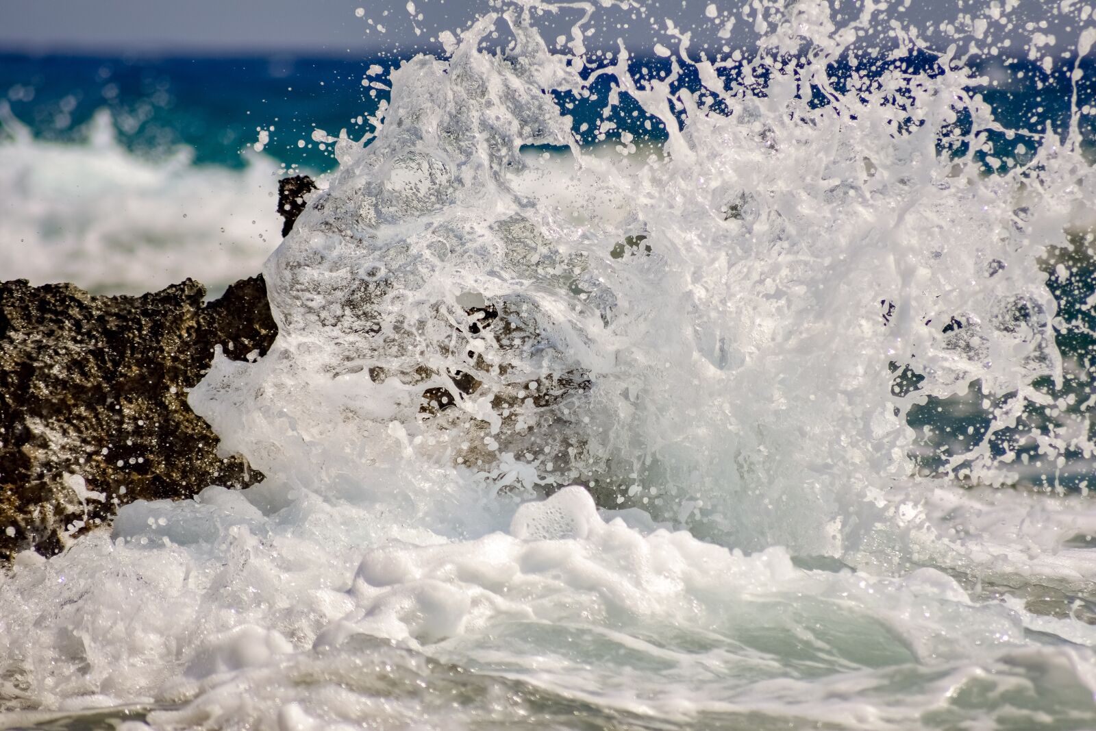 Nikon D3300 sample photo. Wave, smashing, sea photography