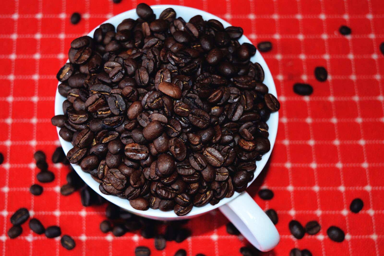 Nikon D5200 sample photo. Coffee, beans, cup photography