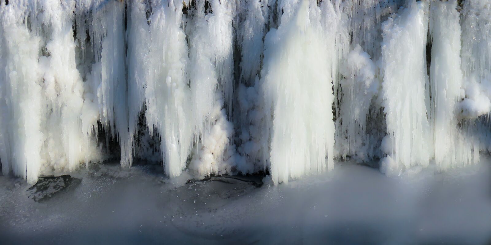 Canon PowerShot SX710 HS sample photo. Nature, water, frozen photography