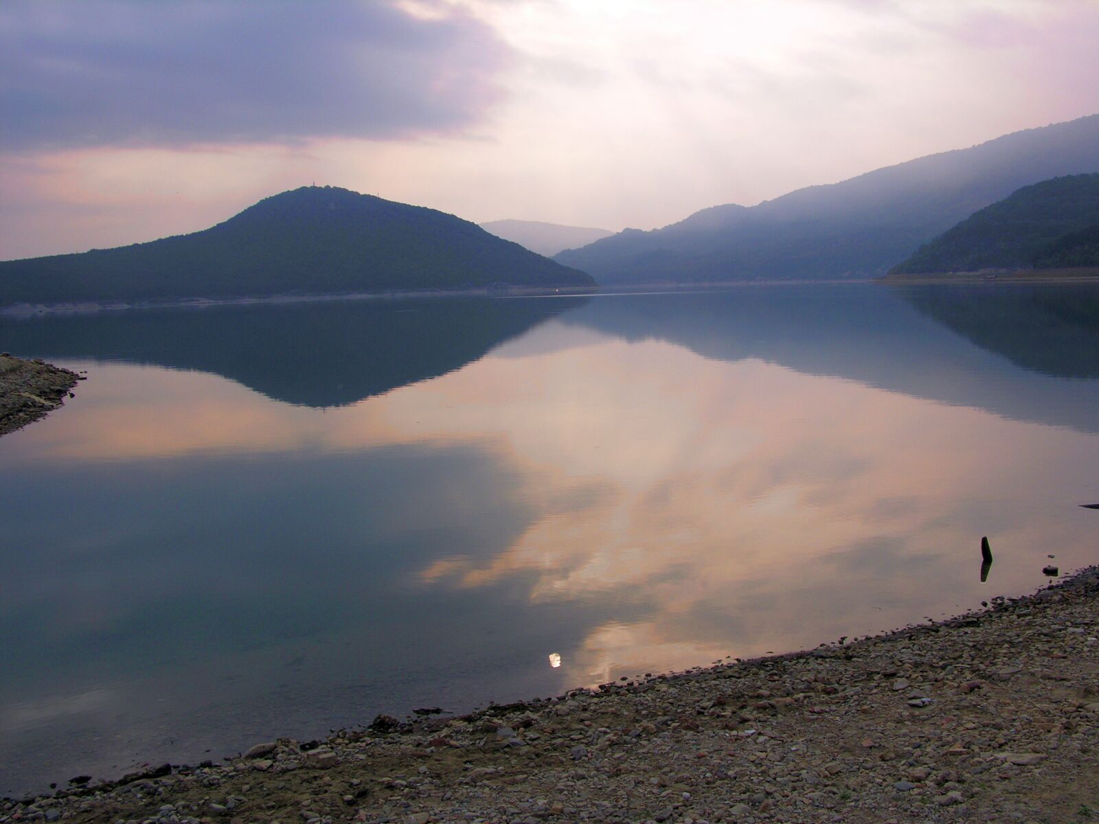Nikon E8700 sample photo. Dam, water, sunrise photography