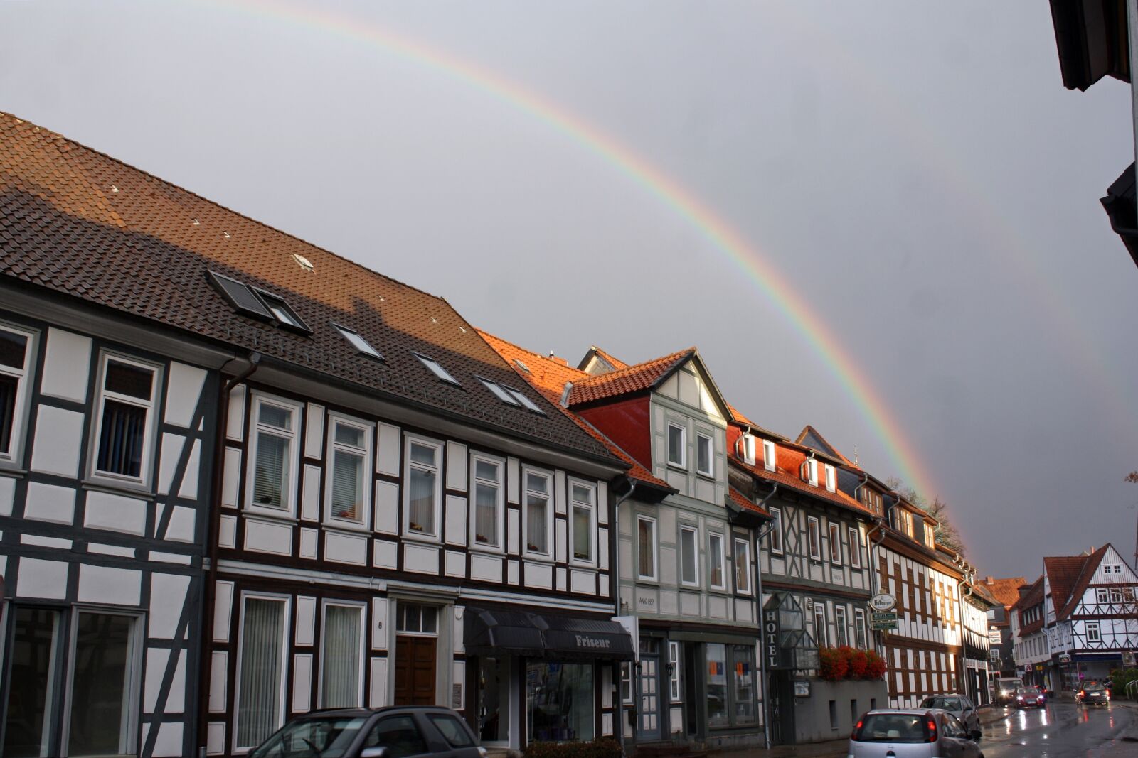 Canon EOS 1000D (EOS Digital Rebel XS / EOS Kiss F) sample photo. Truss, rainbow, before resin photography