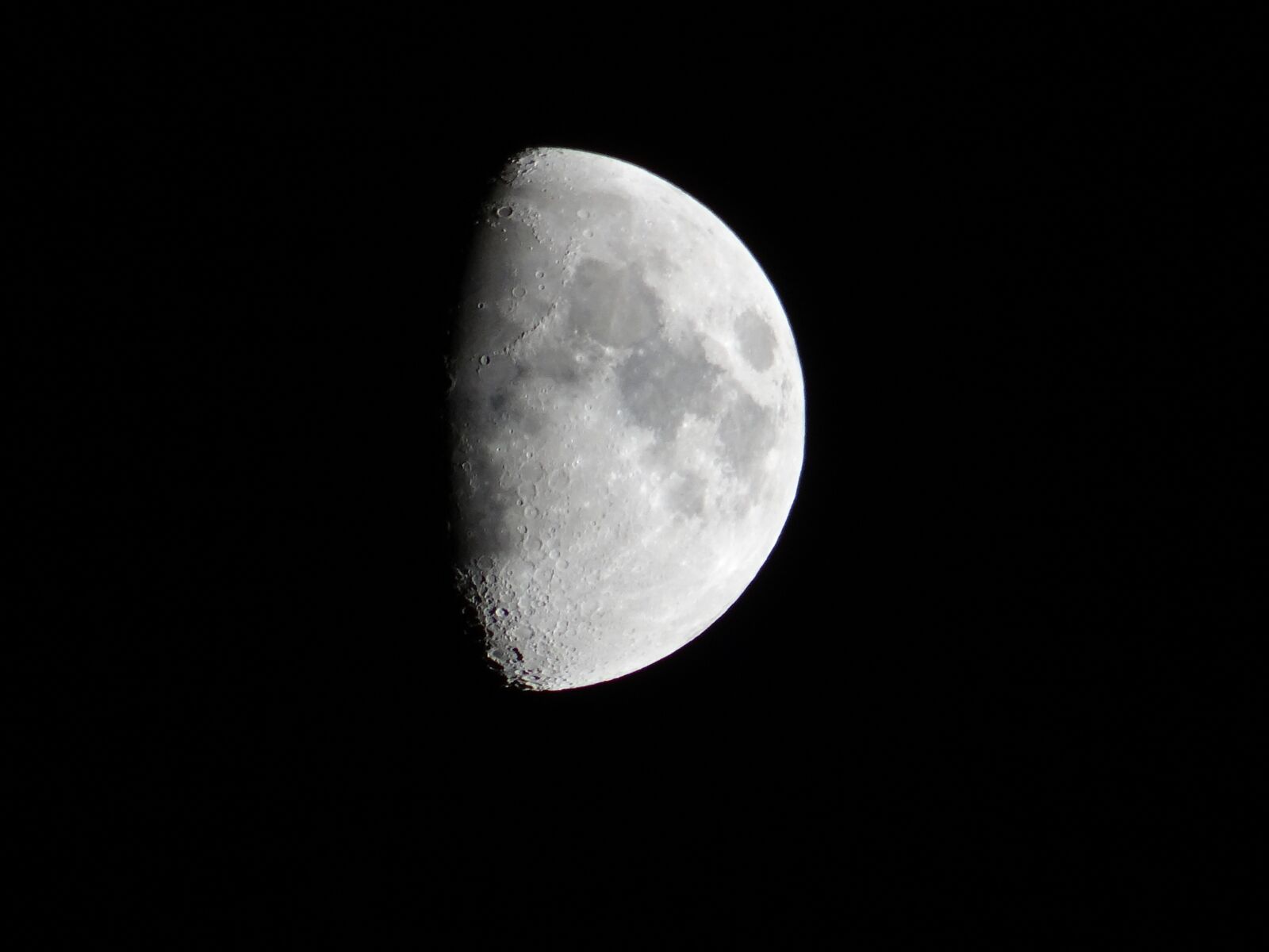 Sony DSC-HX200V sample photo. Luna, night, half photography