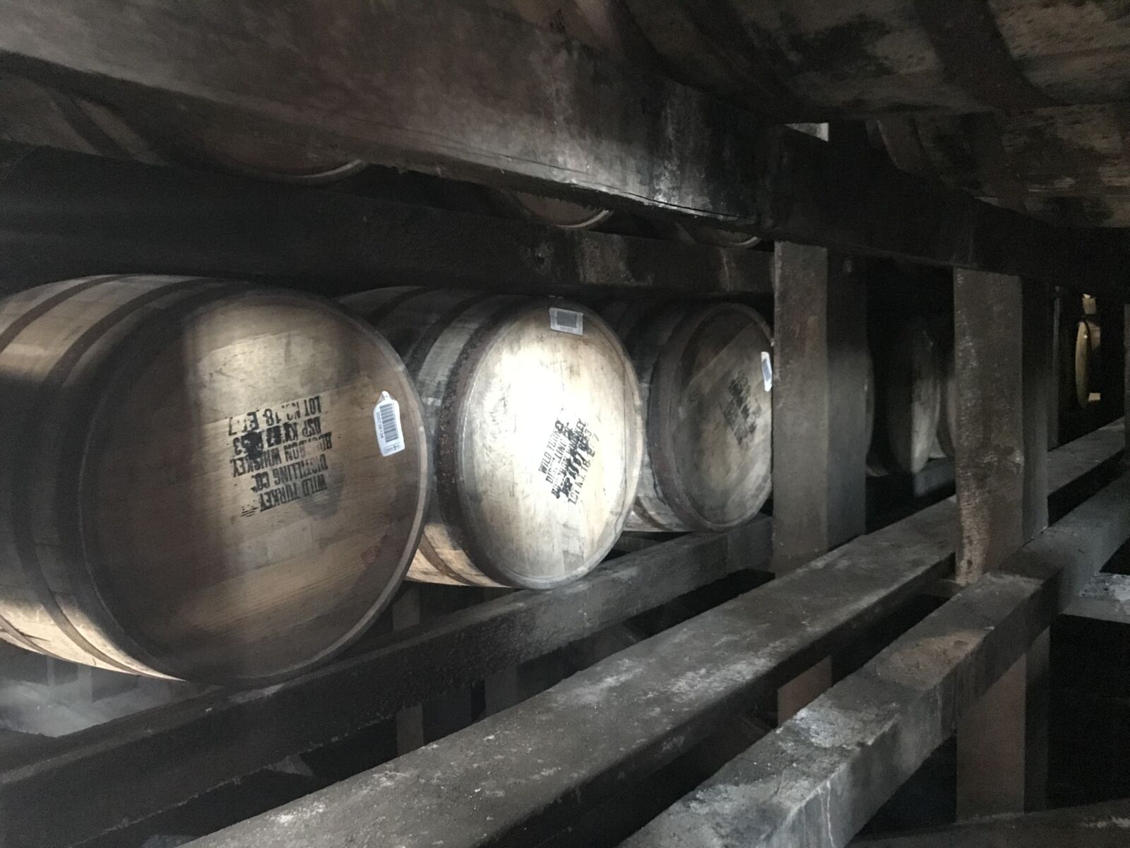 iPhone 7 Plus back dual camera 3.99mm f/1.8 sample photo. Whisky, kentucky bourbon trail photography