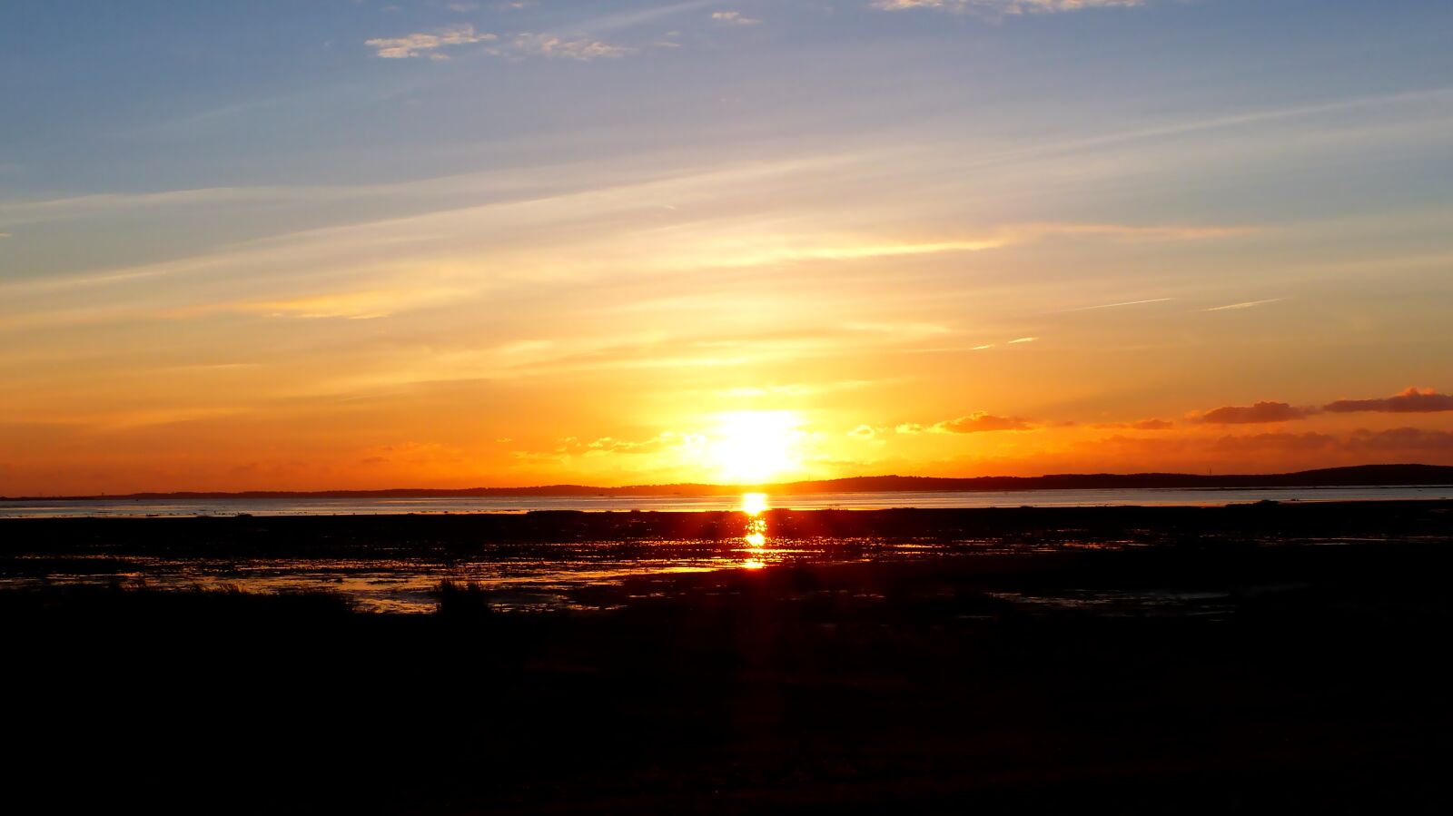 Panasonic Lumix DMC-FZ200 sample photo. Sunset, ocean, tide photography