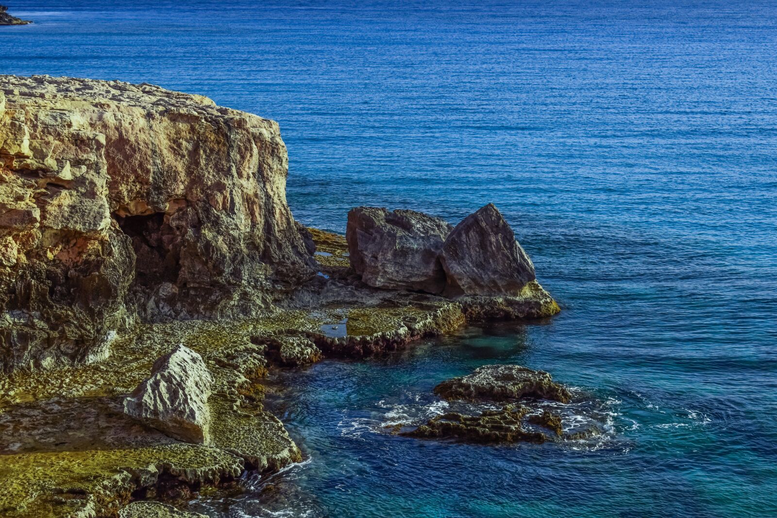Nikon D3300 sample photo. Cliff, rock, nature photography