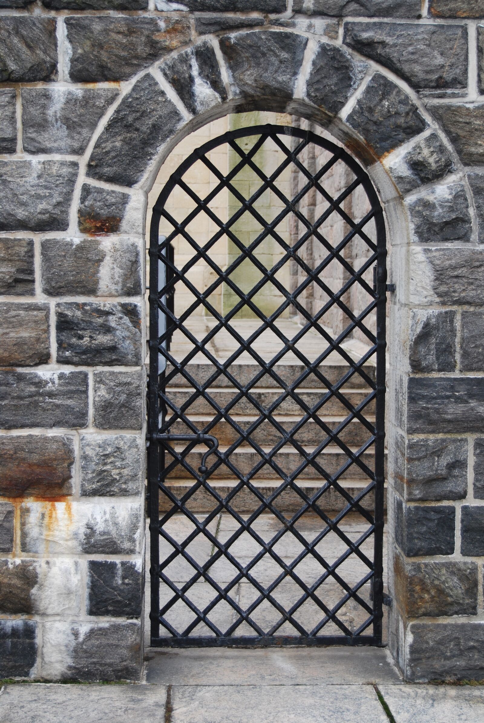 Nikon D40X sample photo. Cloisters, met, metropolitan museum photography