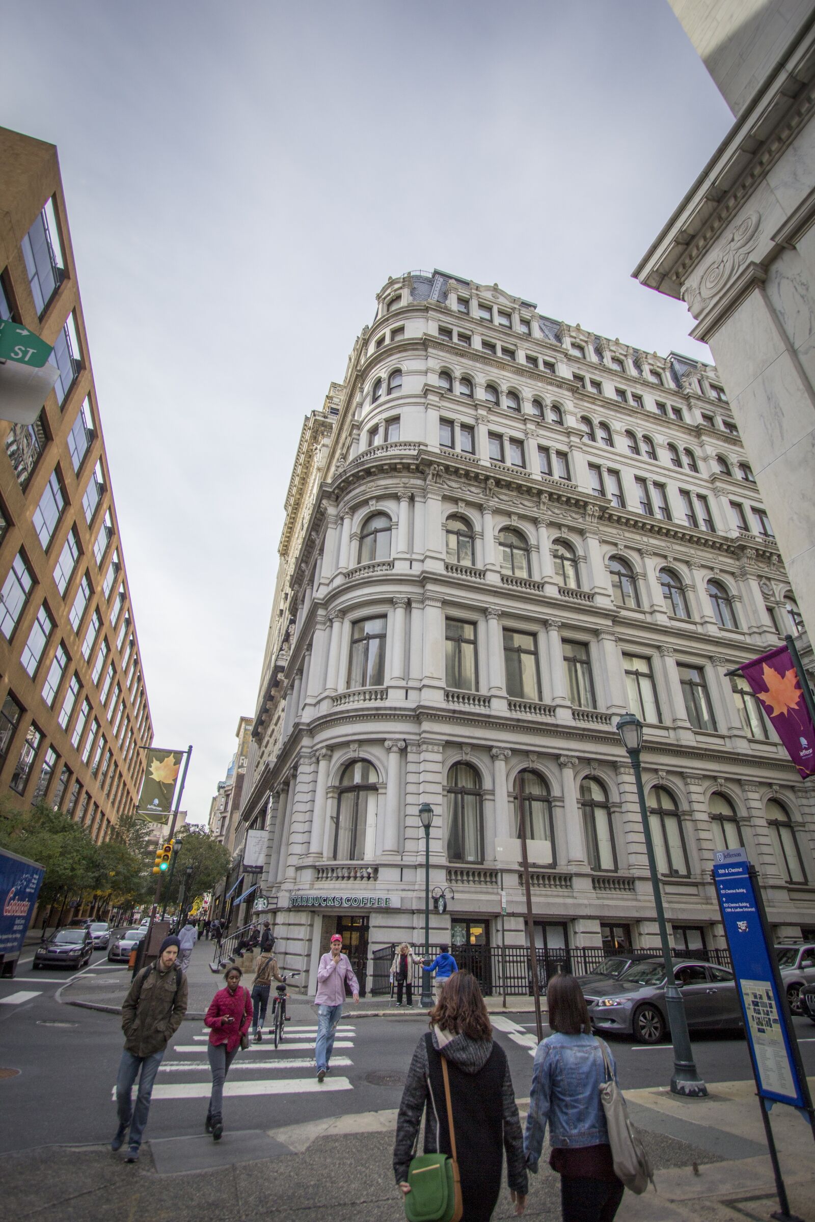 Canon EF-S 10-22mm F3.5-4.5 USM sample photo. Architecture, united states, philadelphia photography