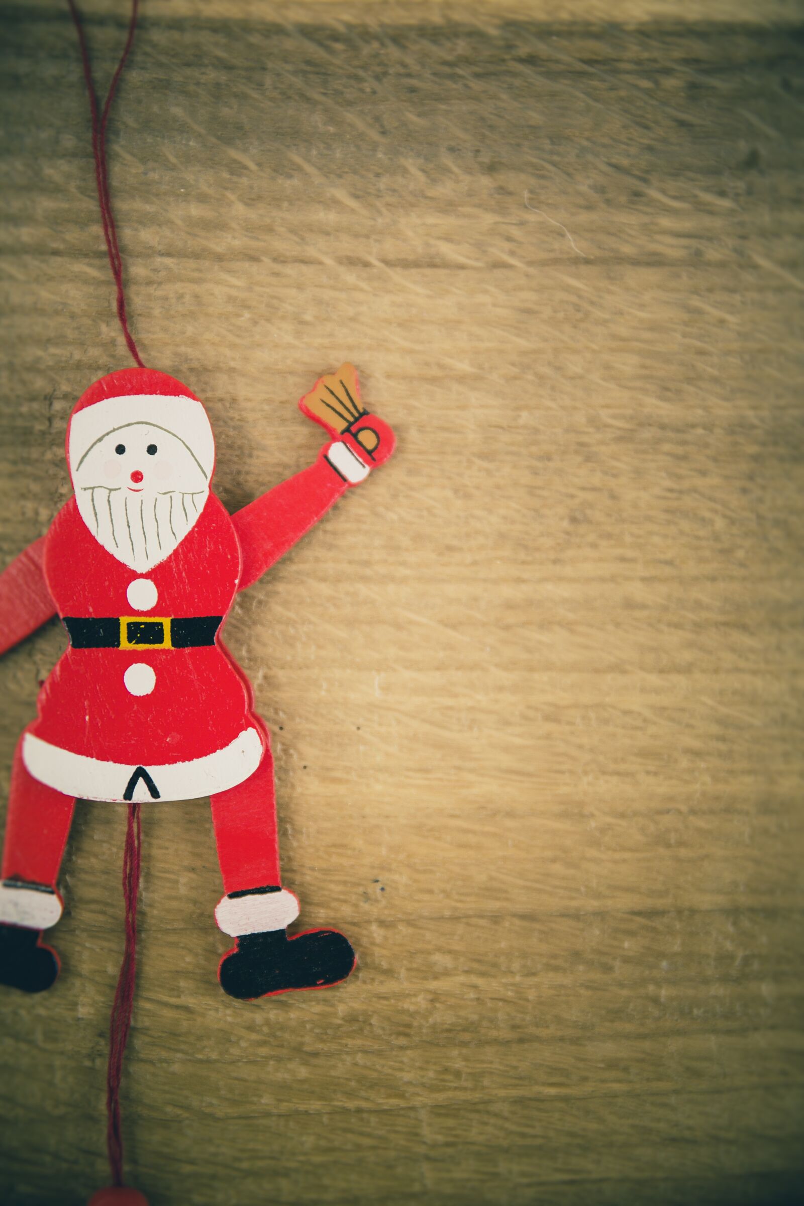 Canon EF 24-70mm F2.8L II USM sample photo. Christmas, jewellery, decoration photography
