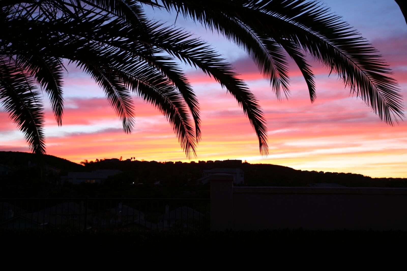 Canon EOS 5D sample photo. Landscape, red sky, sunset photography