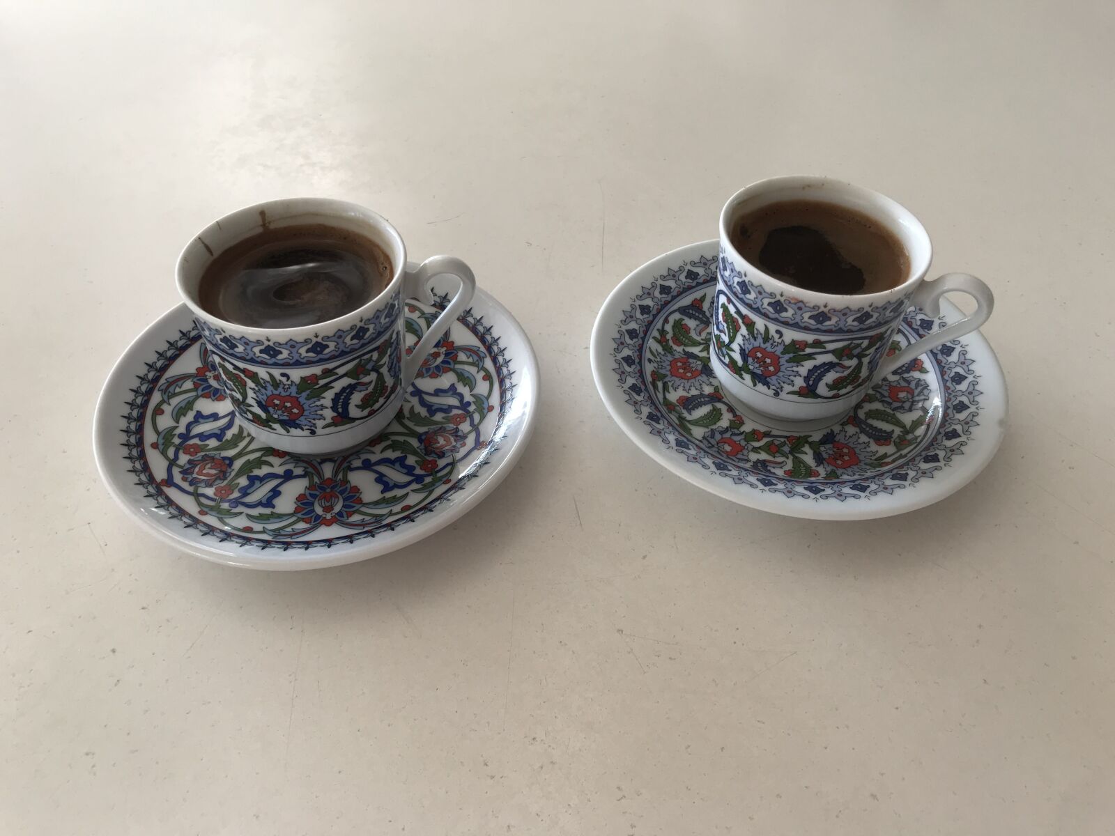 Apple iPhone 7 sample photo. Coffee, cups, in turkish photography