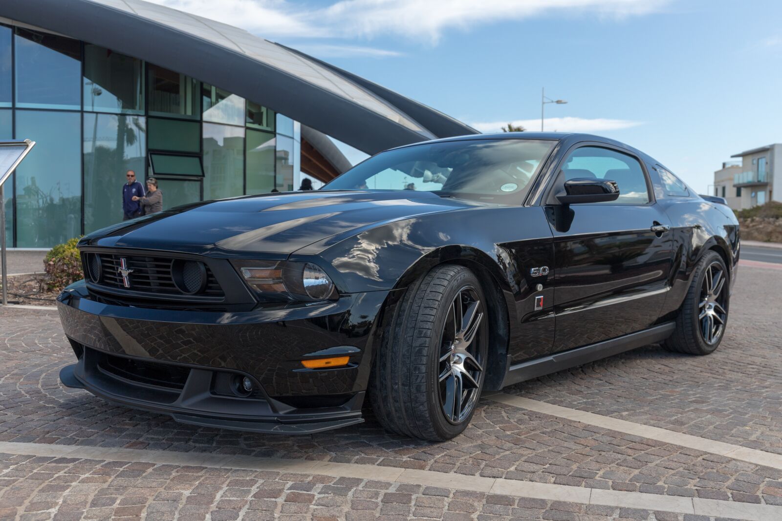 Canon EOS 6D Mark II + Canon EF 24-70mm F4L IS USM sample photo. Mustang, malta, cars photography