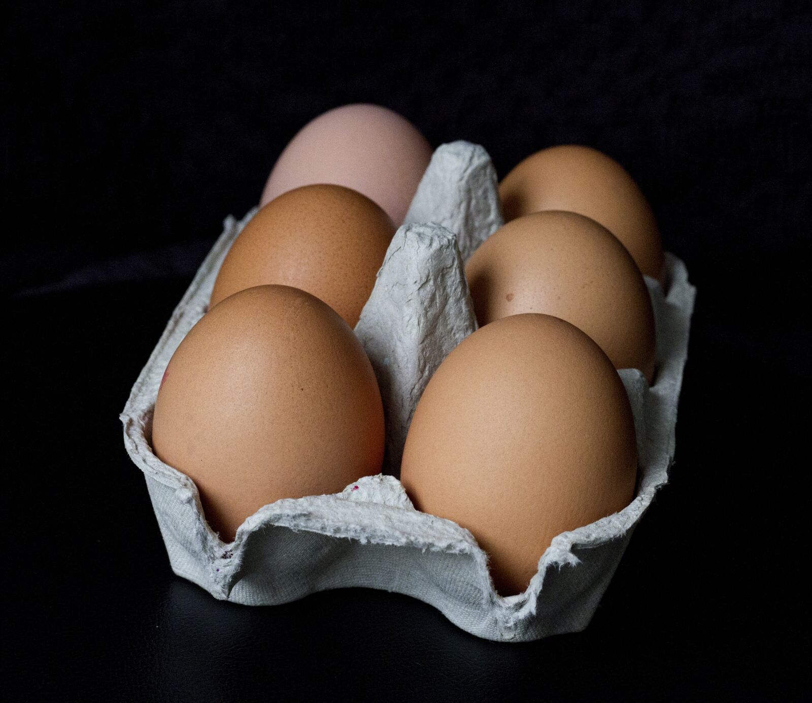 Canon EOS 7D + Canon EF 50mm F1.8 STM sample photo. Eggs, eat, cook photography
