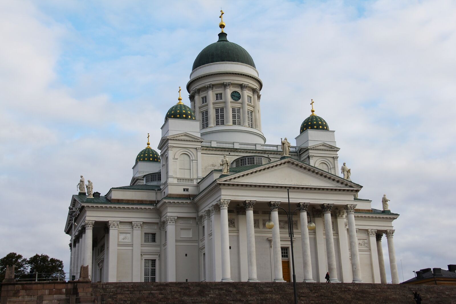 Canon EF-S 18-200mm F3.5-5.6 IS sample photo. Helsinki cathedral, cathedral, architecture photography