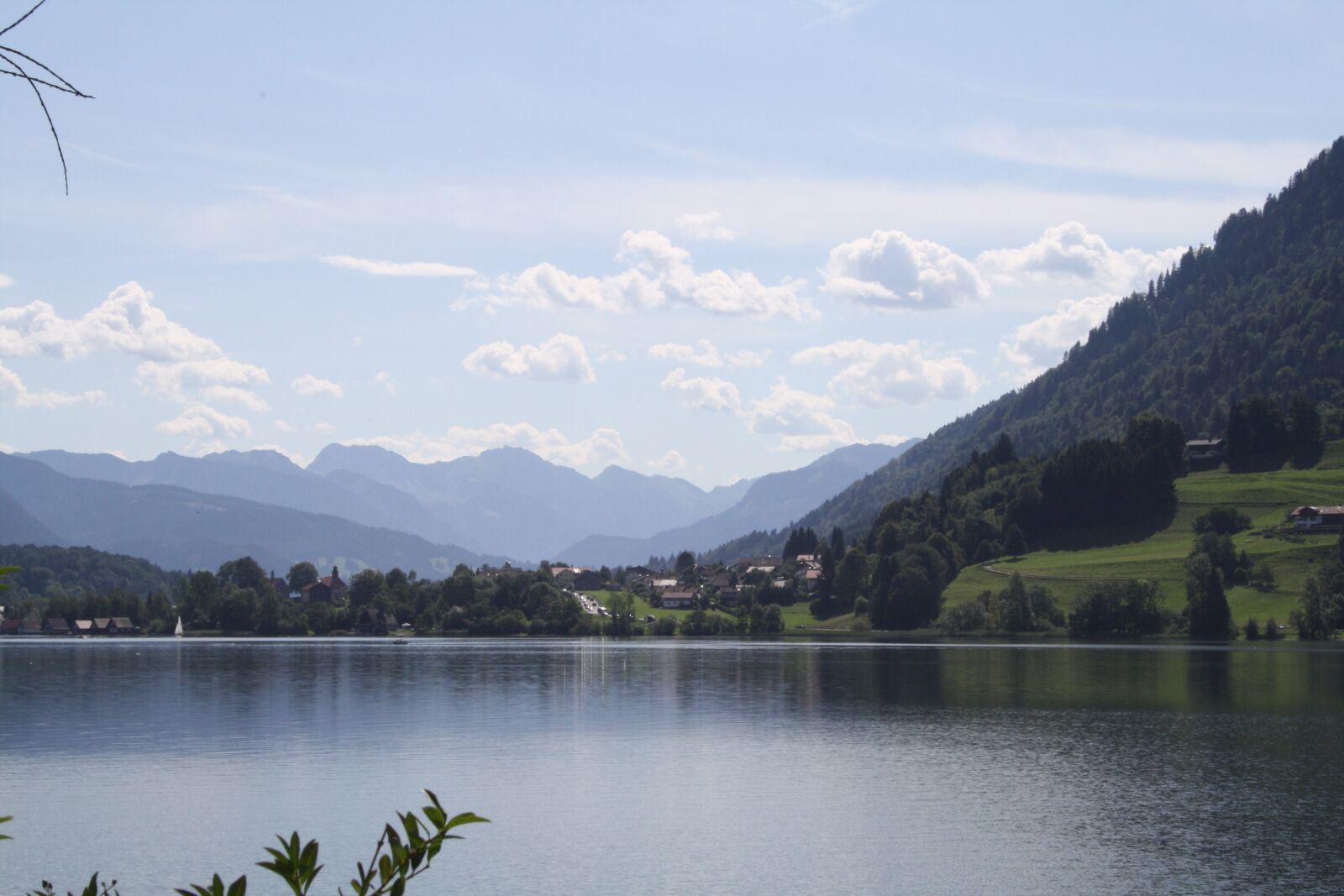 Canon EOS 1000D (EOS Digital Rebel XS / EOS Kiss F) sample photo. Alpsee, allgäu, lake photography