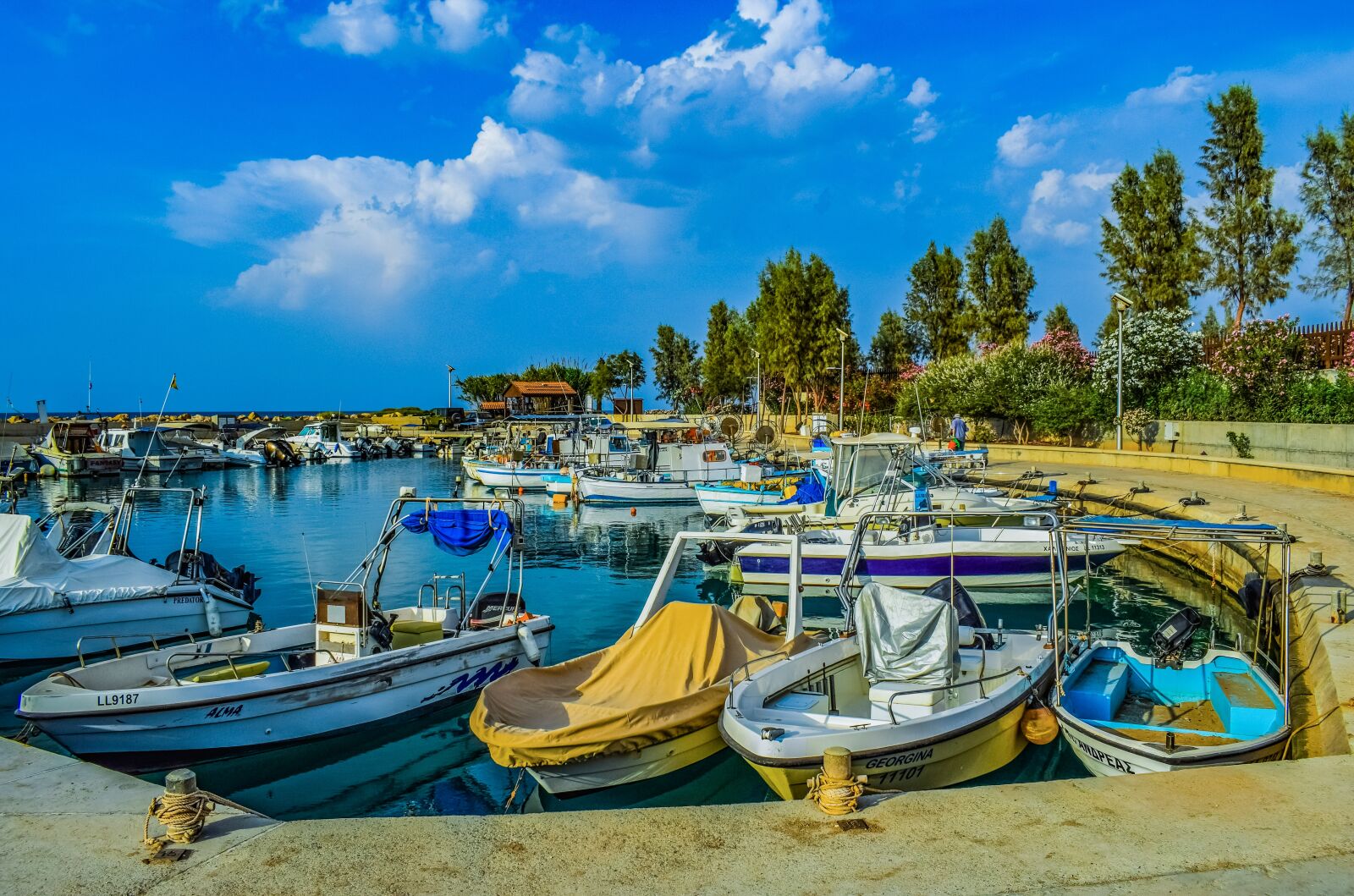 Nikon D3300 sample photo. Fishing harbor, boat, scenery photography
