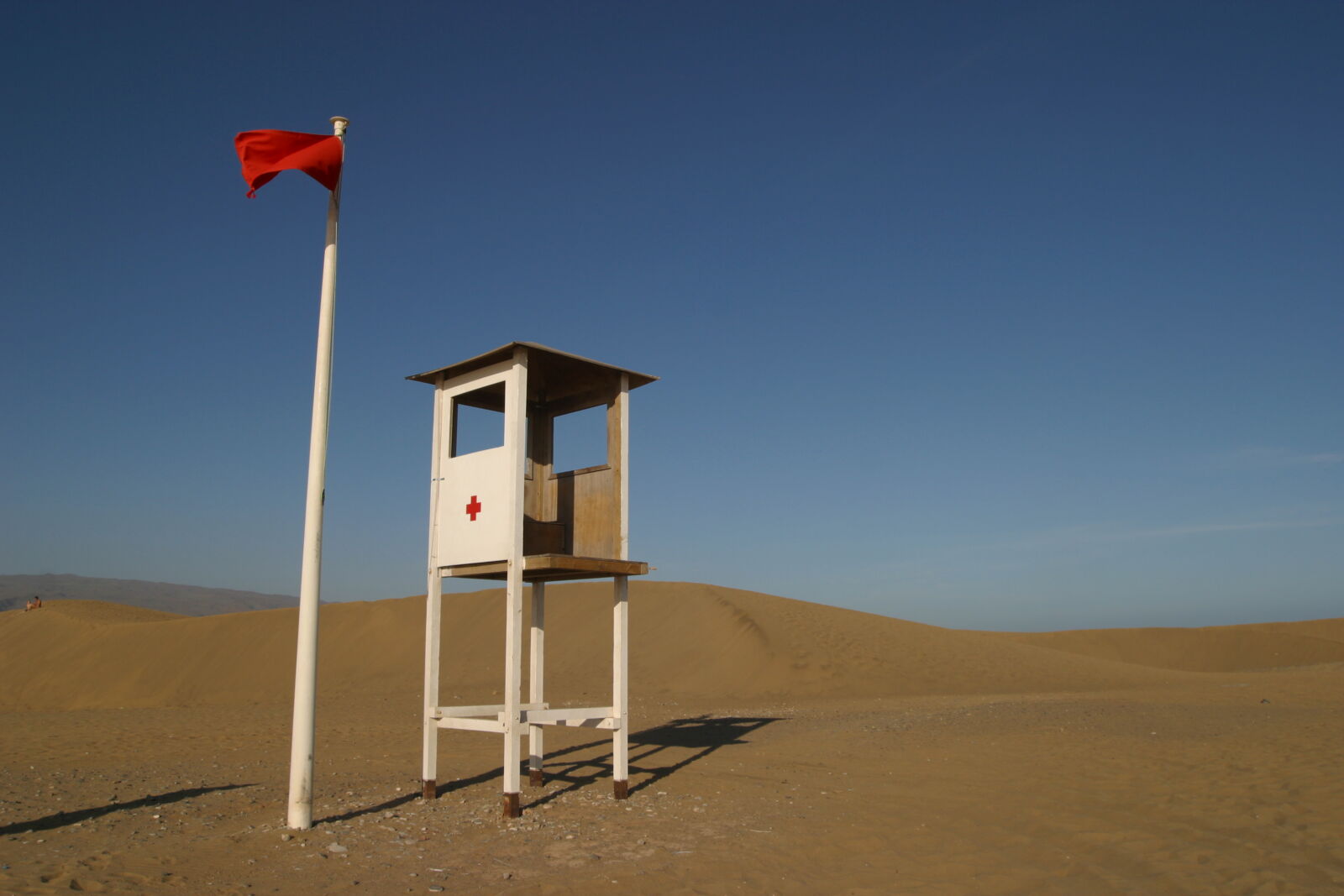 Canon EOS D60 sample photo. Baywatch, beach, daylight, desert photography