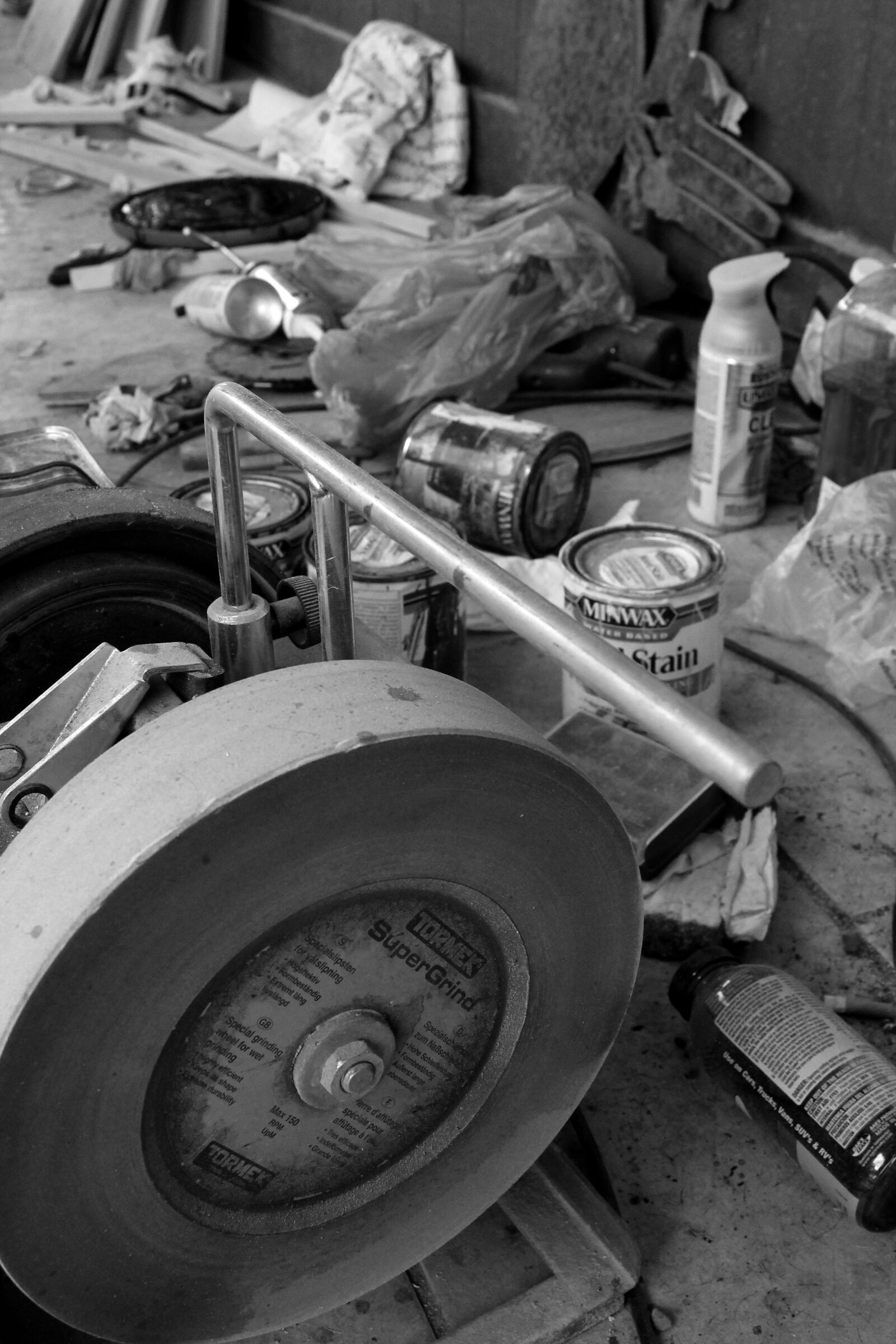Canon EOS 1100D (EOS Rebel T3 / EOS Kiss X50) sample photo. Clutter, machine, equipment photography