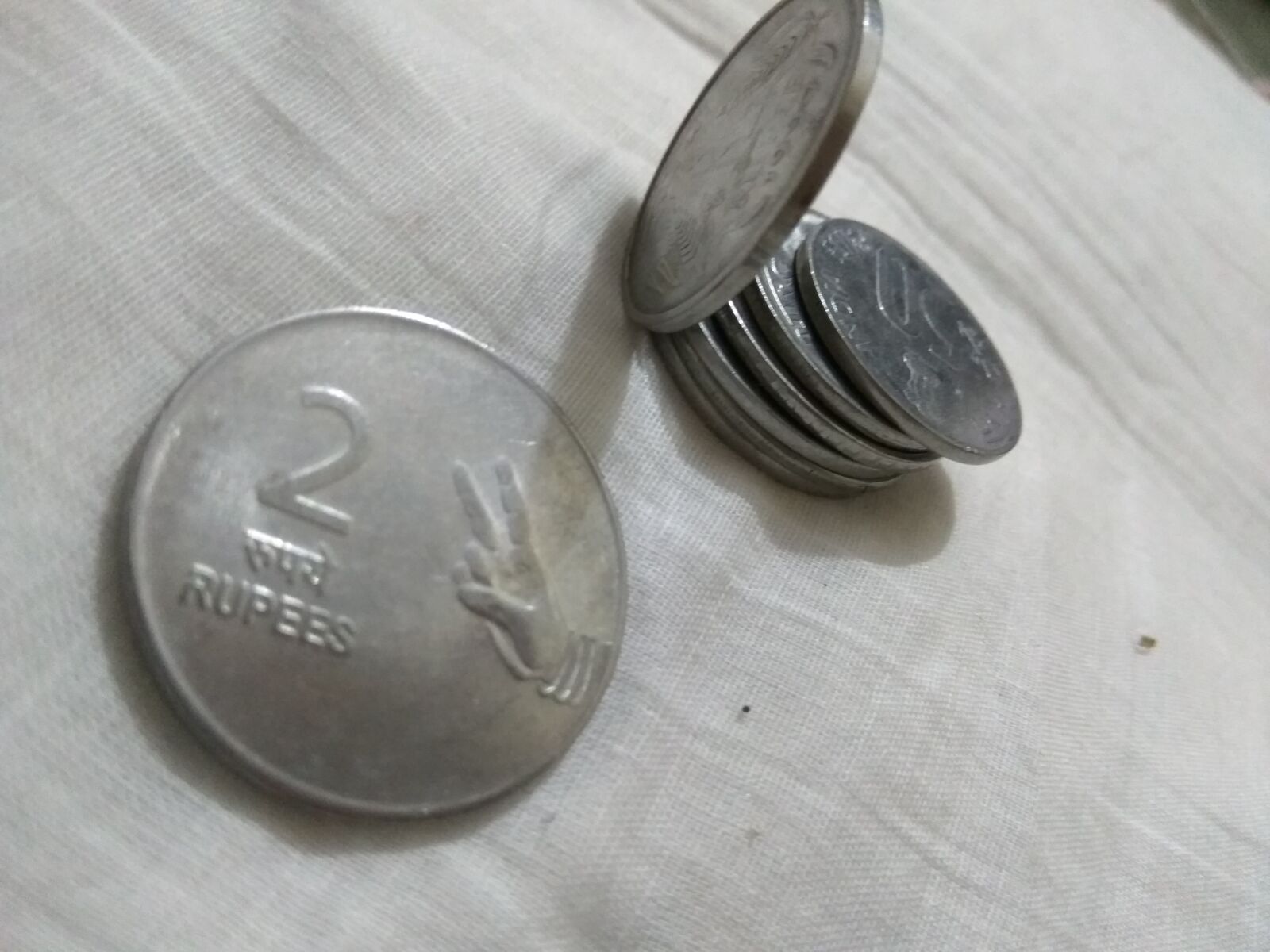 Xiaomi Redmi Note3 sample photo. Coins photography