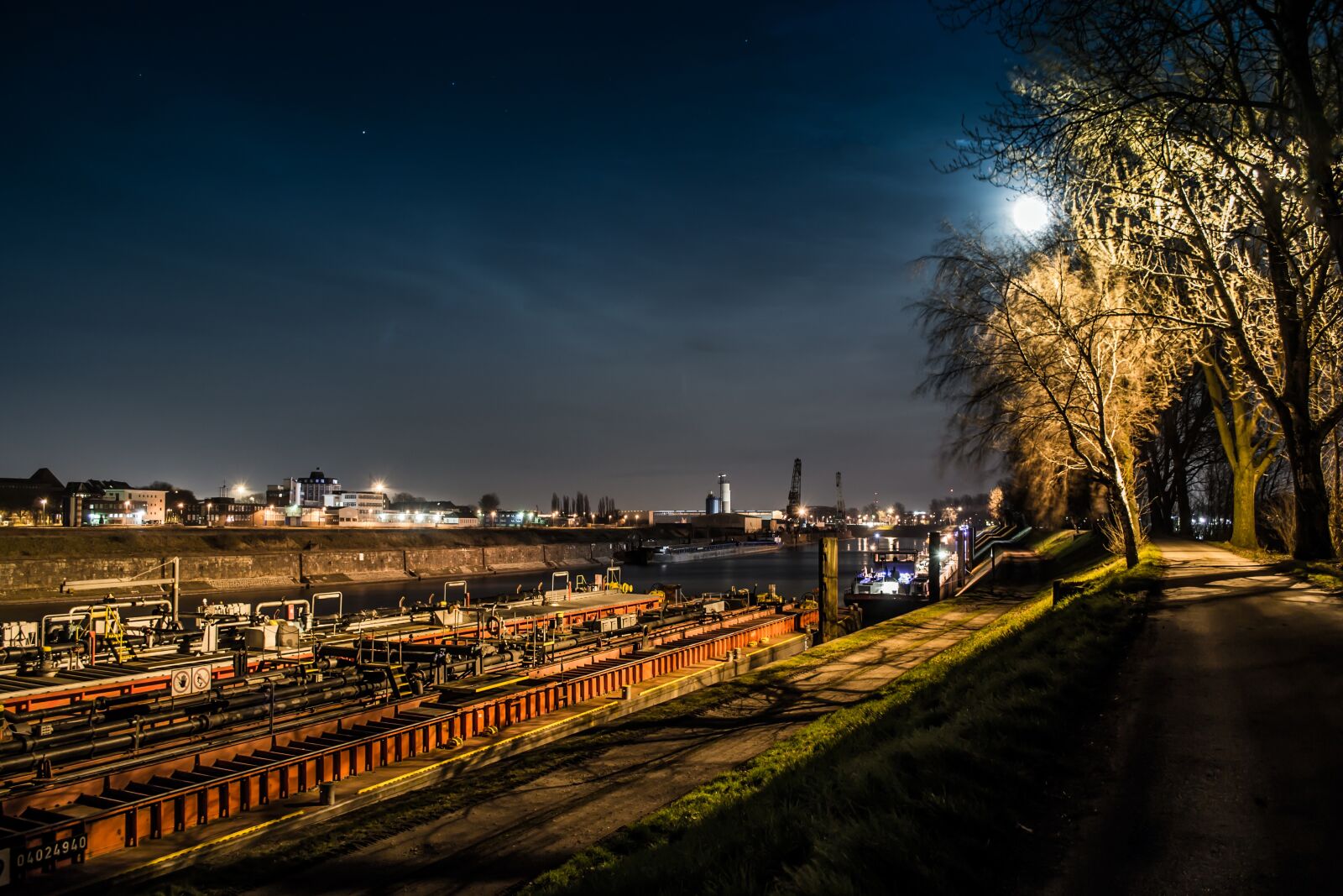 Nikon D3100 sample photo. Port, duisburg, ruhrort photography