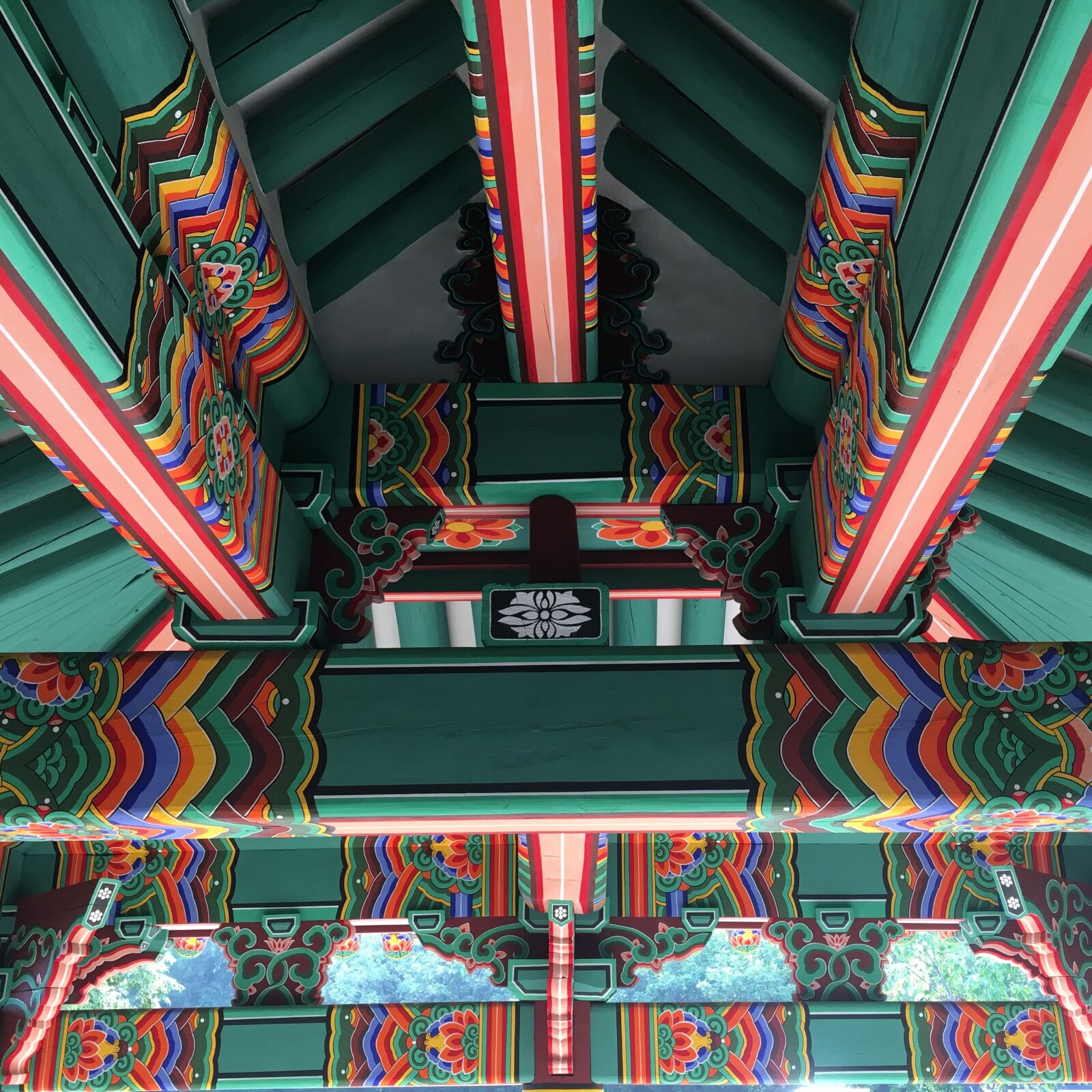 Apple iPhone 6s sample photo. Daenammun, dancheong, seoul photography