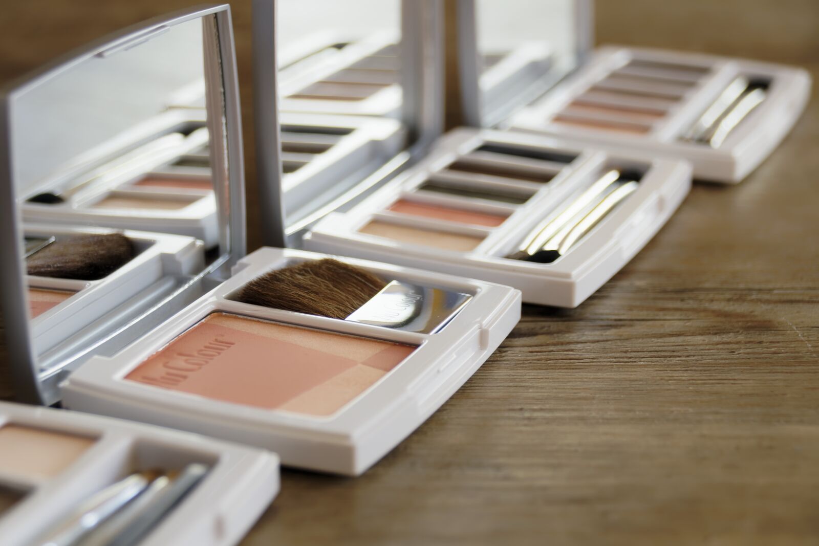 Canon EOS 30D sample photo. Cosmetics, make up, makeup photography