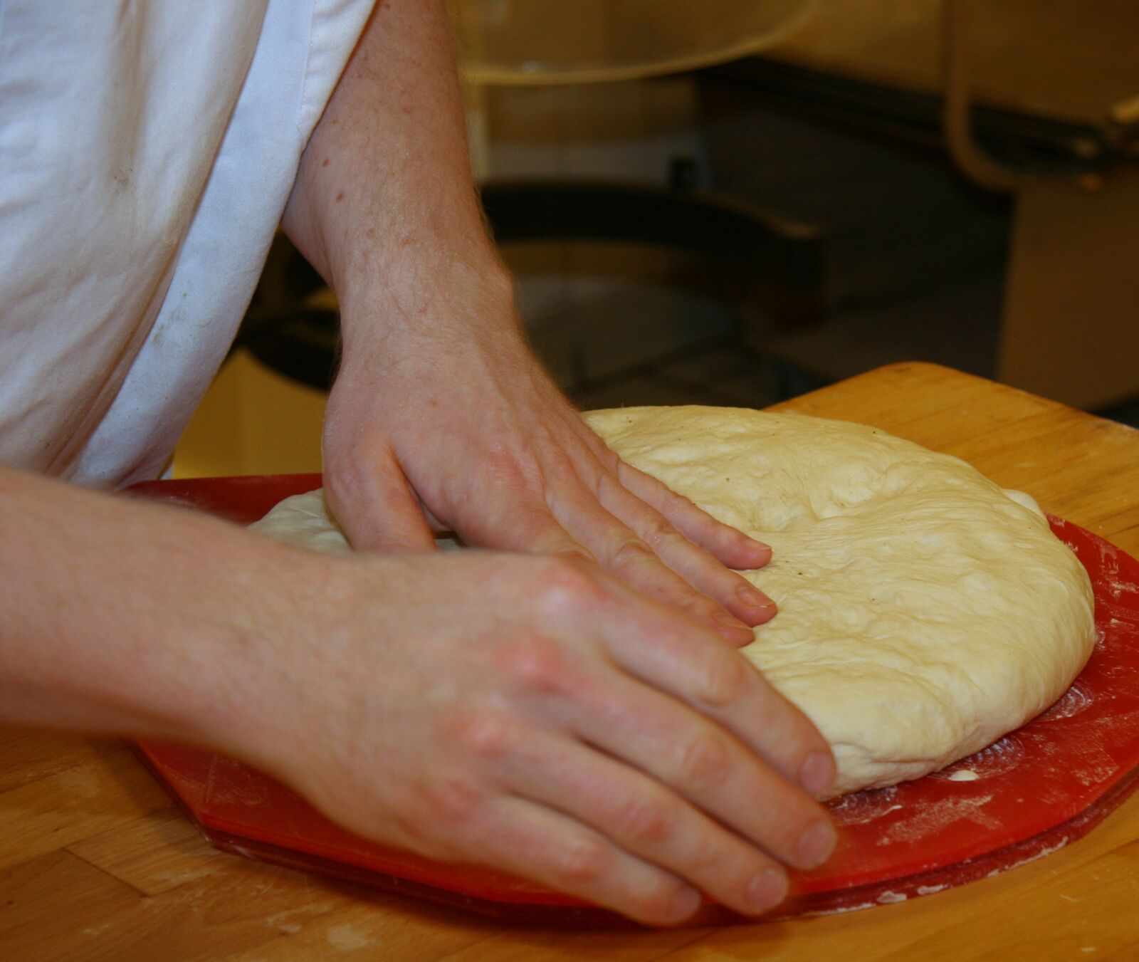 Canon EOS 20D sample photo. French gross bun, dough photography