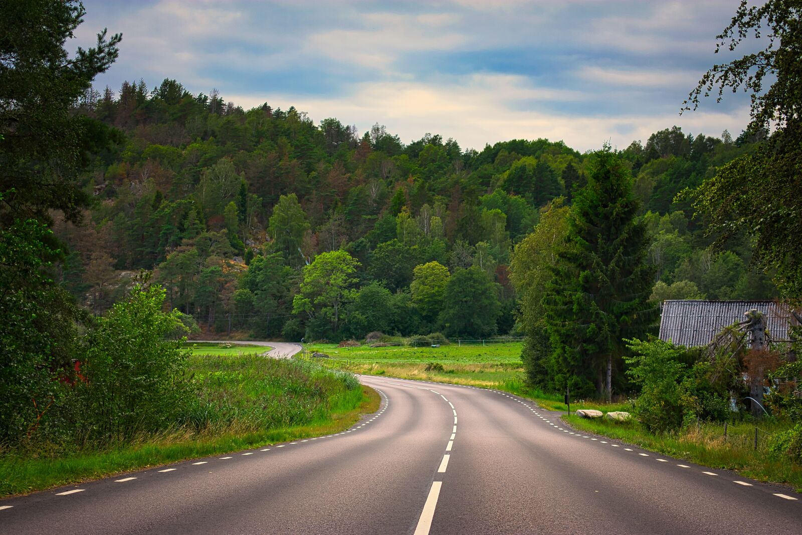 Nikon D3400 sample photo. Asphalt road, blue sky photography