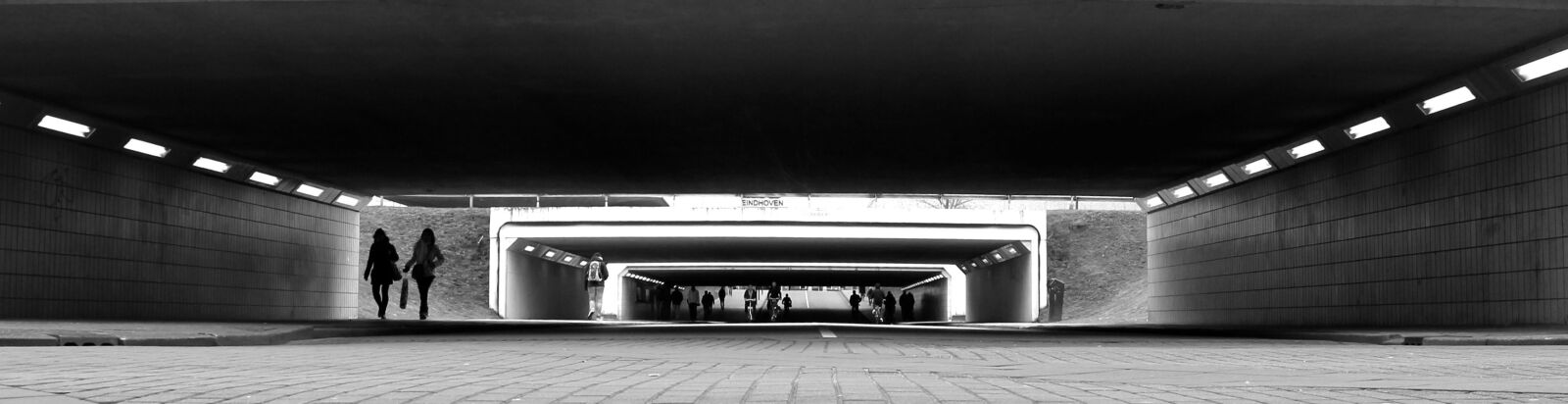 Canon EOS 700D (EOS Rebel T5i / EOS Kiss X7i) sample photo. Tunnel, lines, silhouette photography